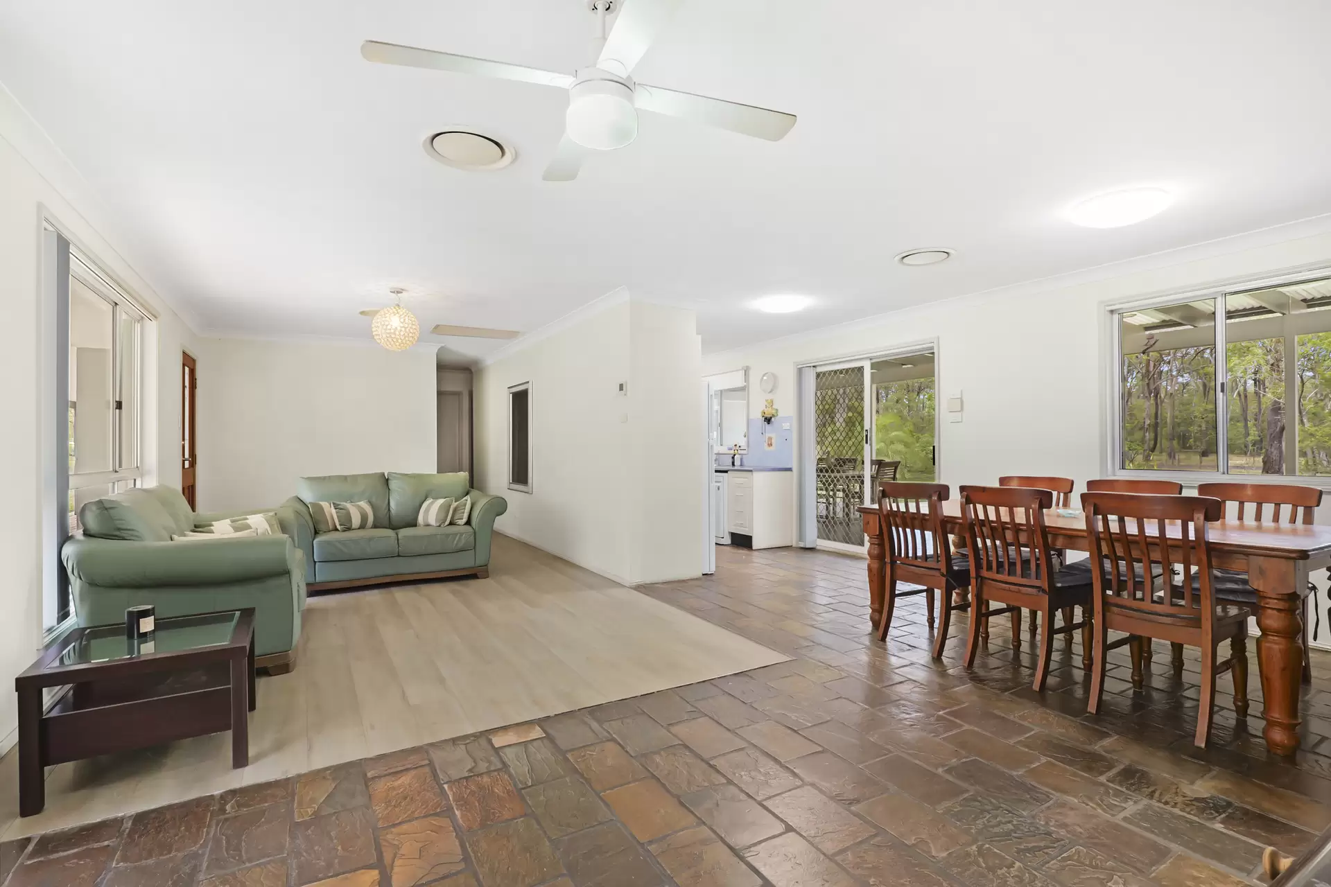 28 Pitt Town Dural Road, Pitt Town Sold by Cutcliffe Properties - image 1