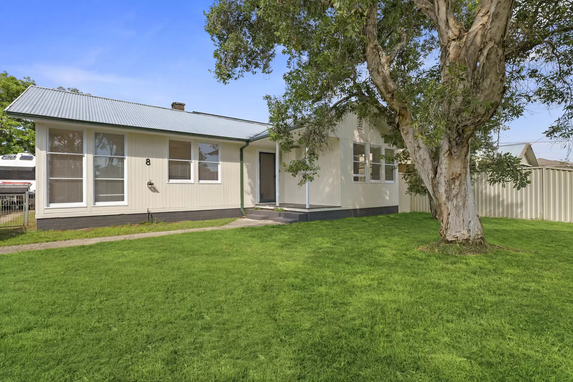 8 Campbell Street, South Windsor Sold by Cutcliffe Properties - image 1