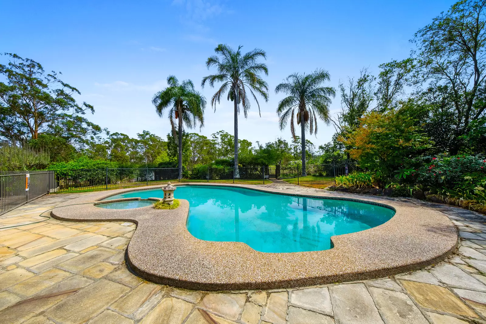 45 Speets Road, Oakville For Sale by Cutcliffe Properties - image 7