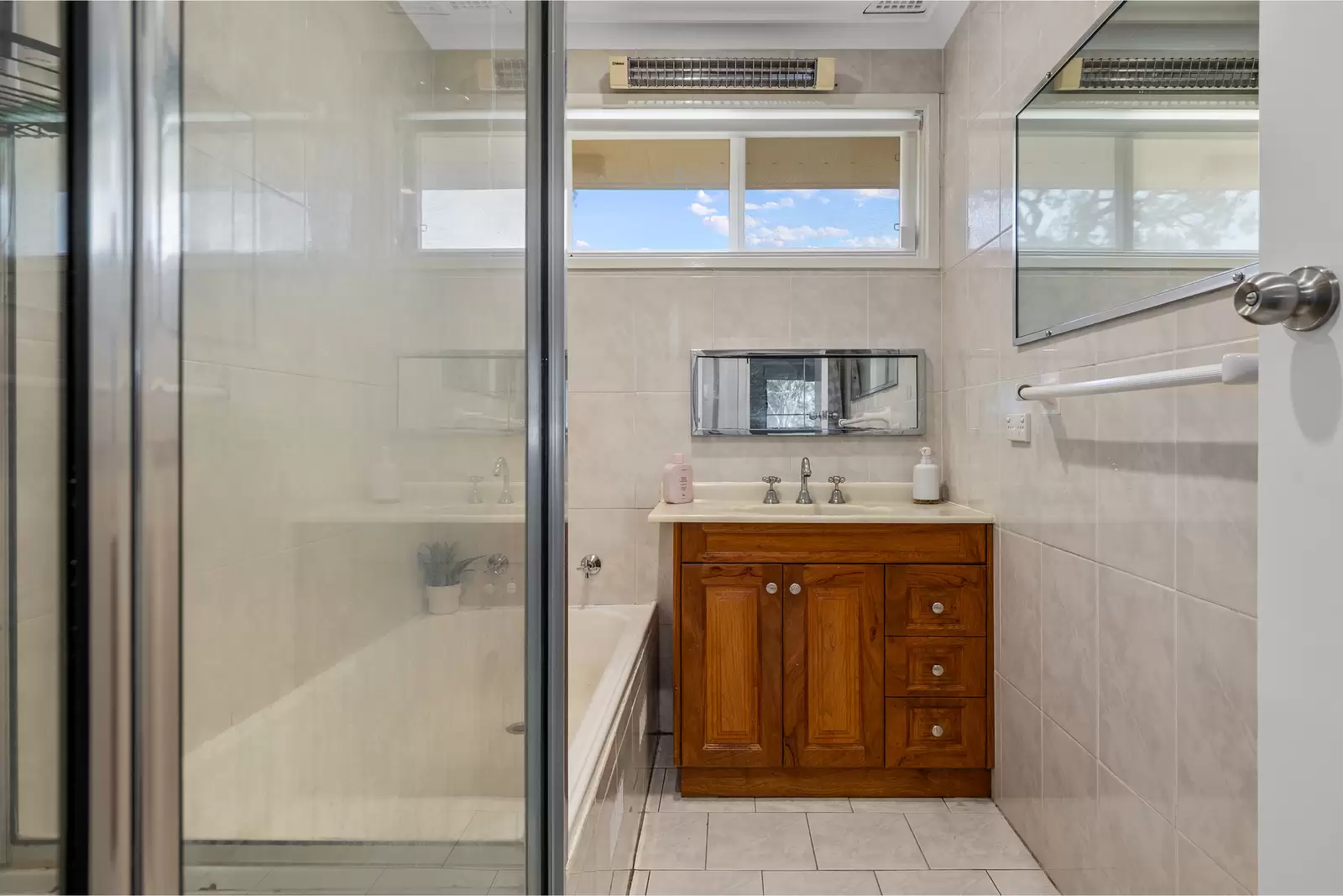 68 Broos Road, Oakville For Sale by Cutcliffe Properties - image 7