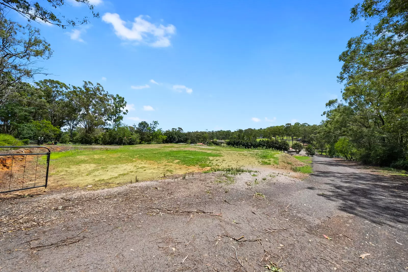 33 Scheyville Road, Oakville Sold by Cutcliffe Properties - image 2