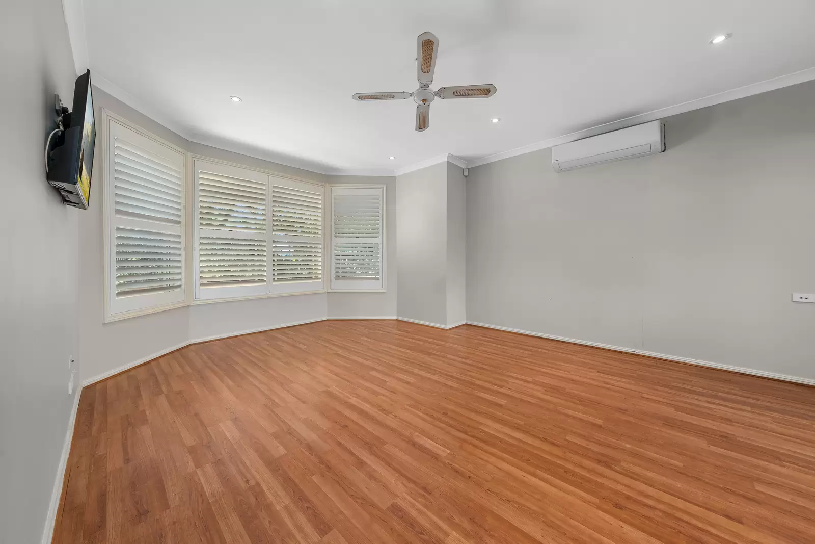 23 Scheyville Road, Oakville Auction by Cutcliffe Properties - image 5