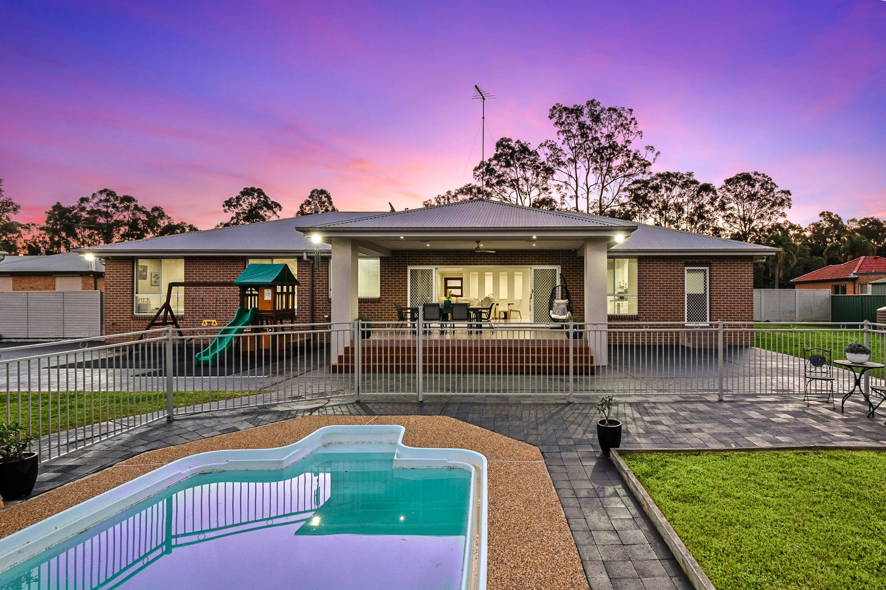 278-280 Nutt Road, Londonderry Sold by Cutcliffe Properties - image 1