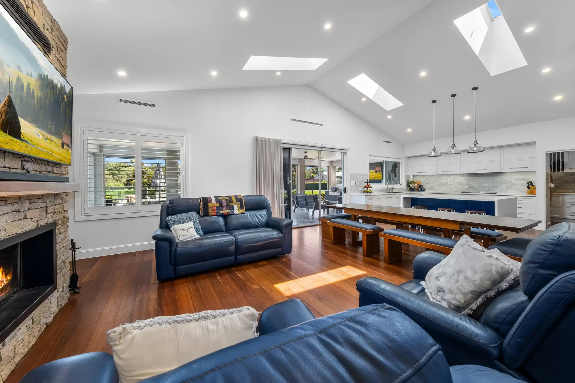 284 Devlin Road, Castlereagh Sold by Cutcliffe Properties - image 1