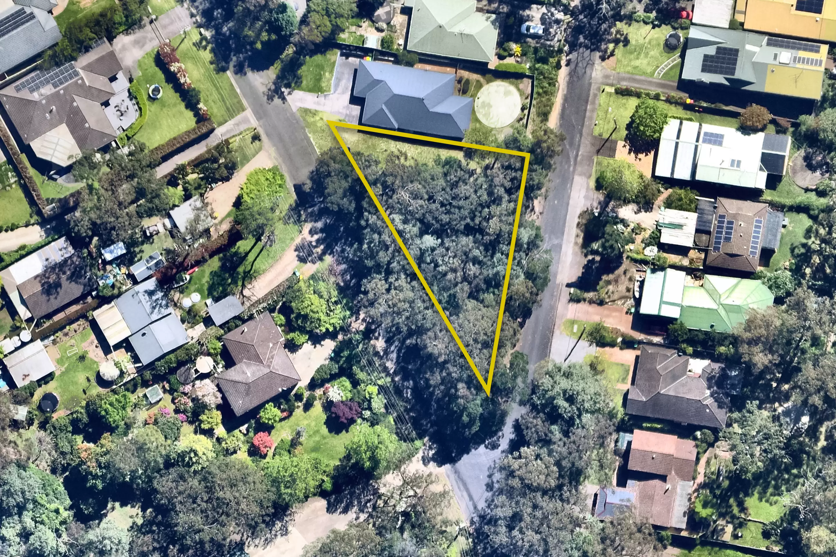 34 Waratah Street, Bowen Mountain For Sale by Cutcliffe Properties - image 9