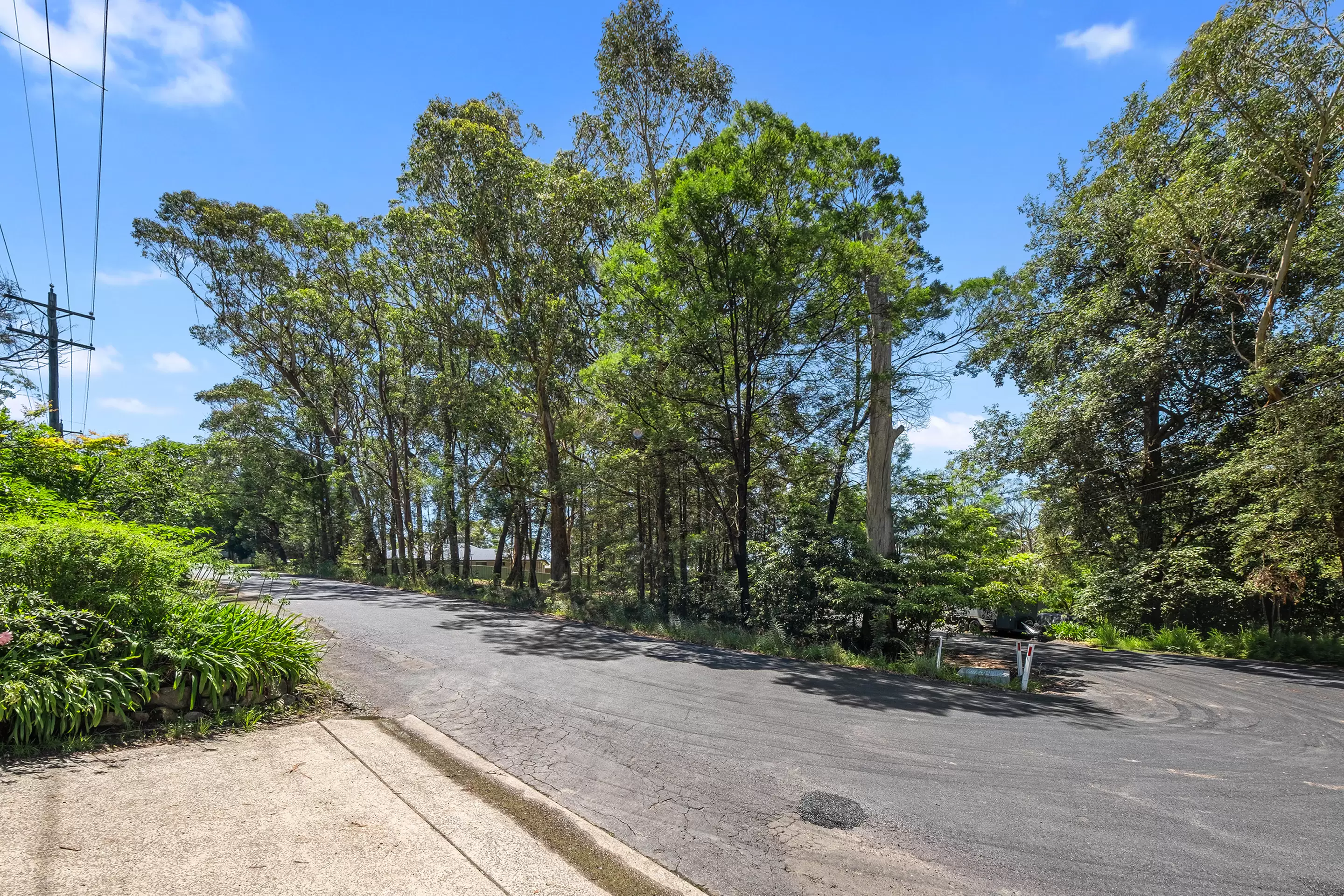 34 Waratah Street, Bowen Mountain For Sale by Cutcliffe Properties - image 6