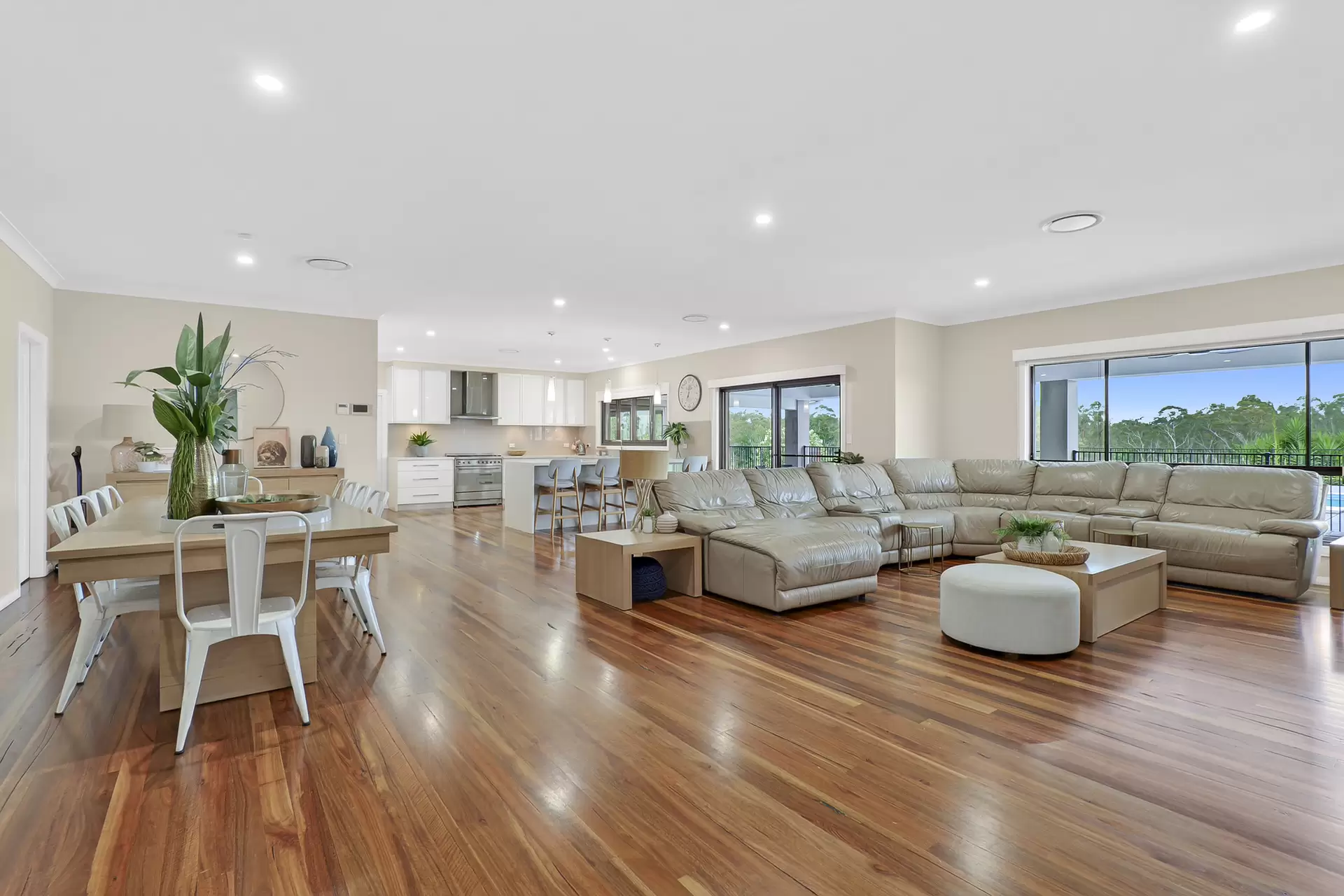 147 Stannix Park Road, Wilberforce Sold by Cutcliffe Properties - image 1