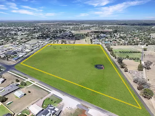1 Bogan Gate Road, Forbes For Sale by Cutcliffe Properties