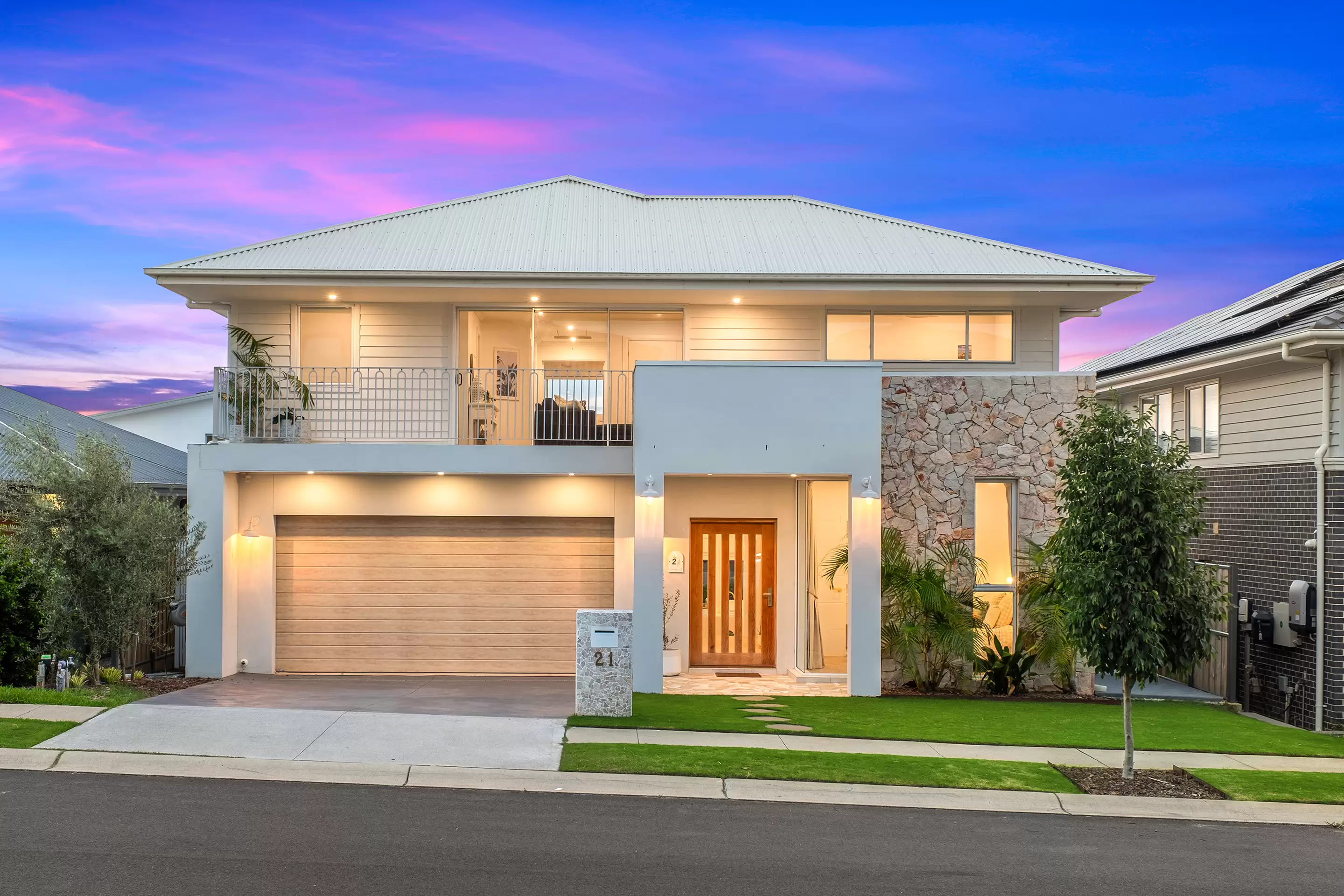 21 Sommer Street (Gables), Box Hill Sold by Cutcliffe Properties - image 1