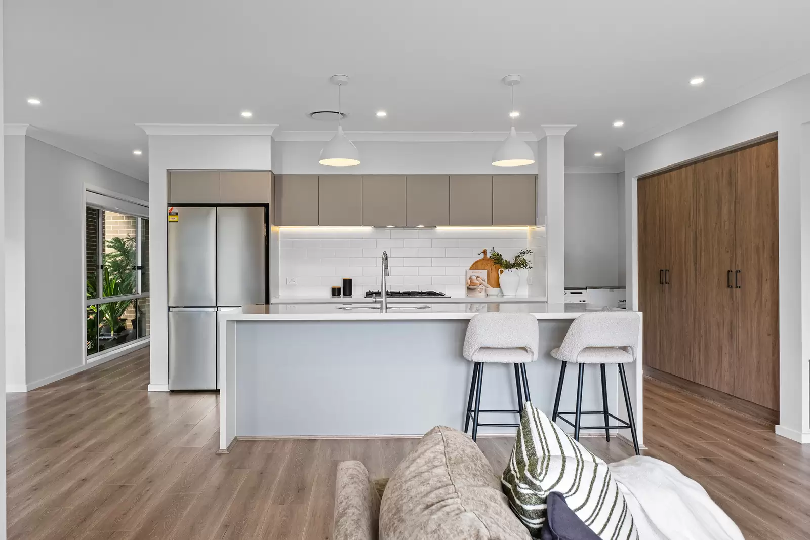 80 Pimlico Street, Box Hill Sold by Cutcliffe Properties - image 1