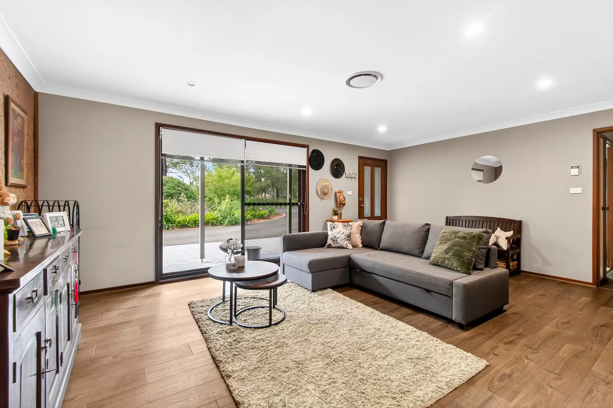 49 Sutherland Road, Londonderry For Sale by Cutcliffe Properties - image 3