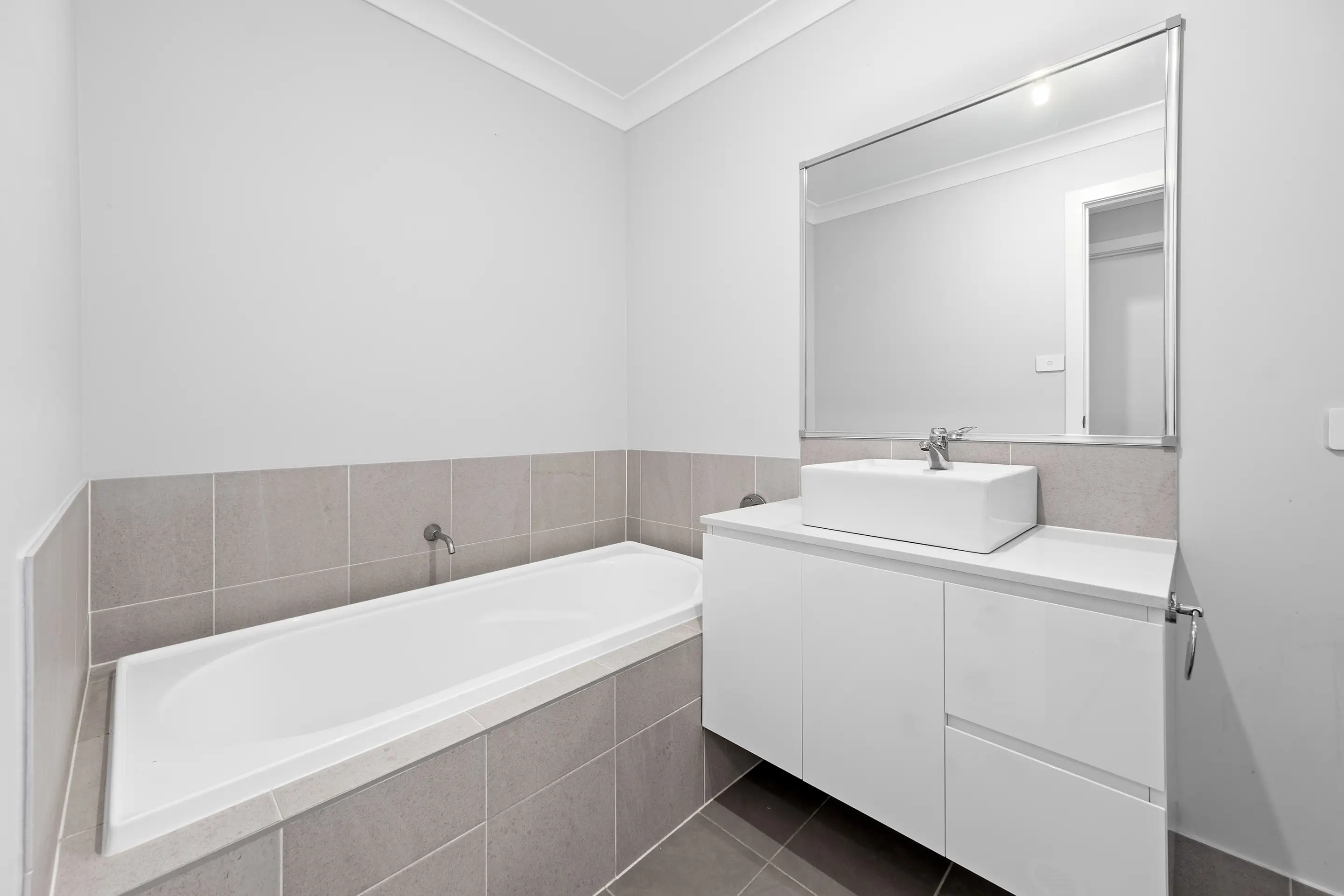9 Timbercrest Street, Box Hill Sold by Cutcliffe Properties - image 10
