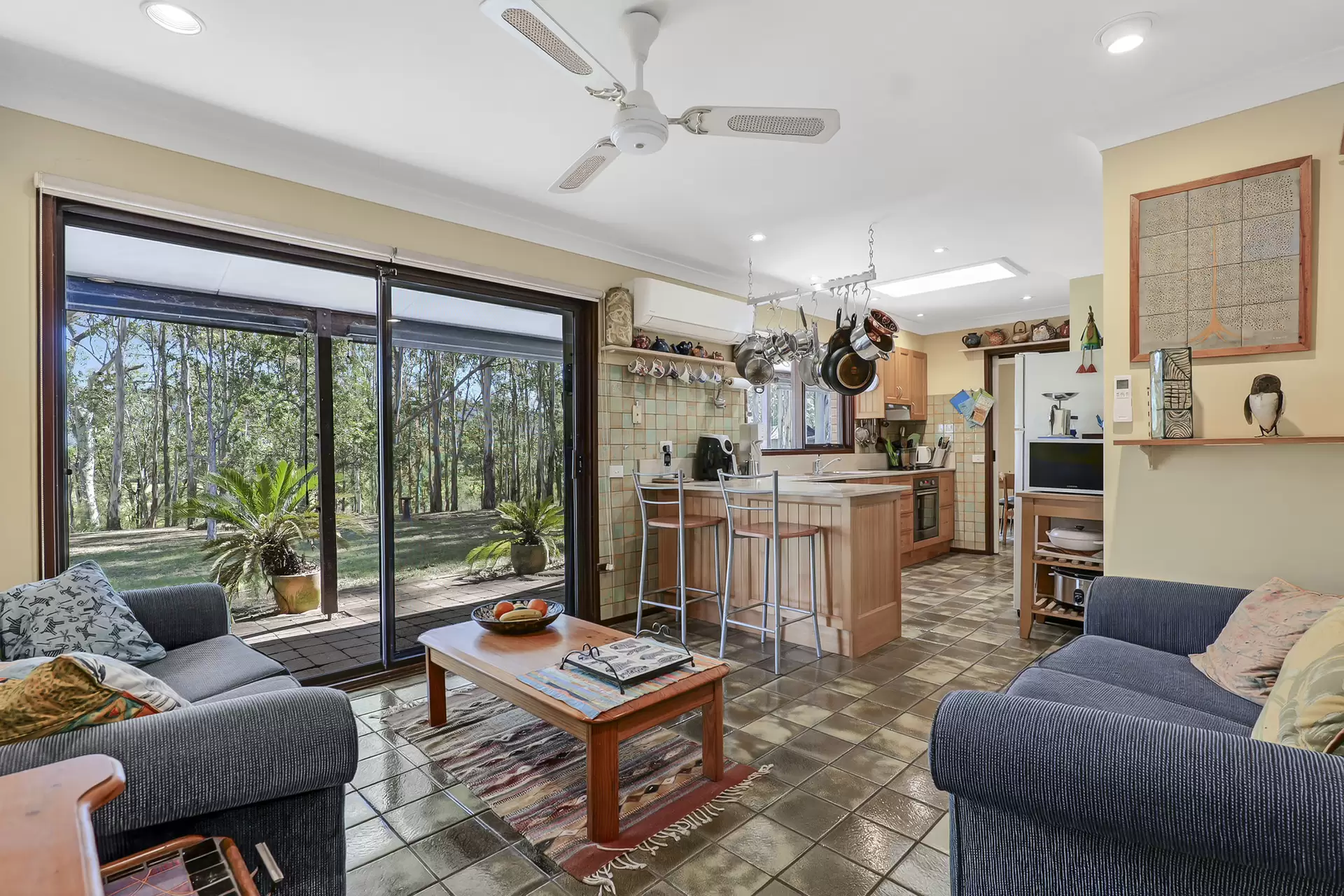158-164 West Wilchard Road, Castlereagh Sold by Cutcliffe Properties - image 1
