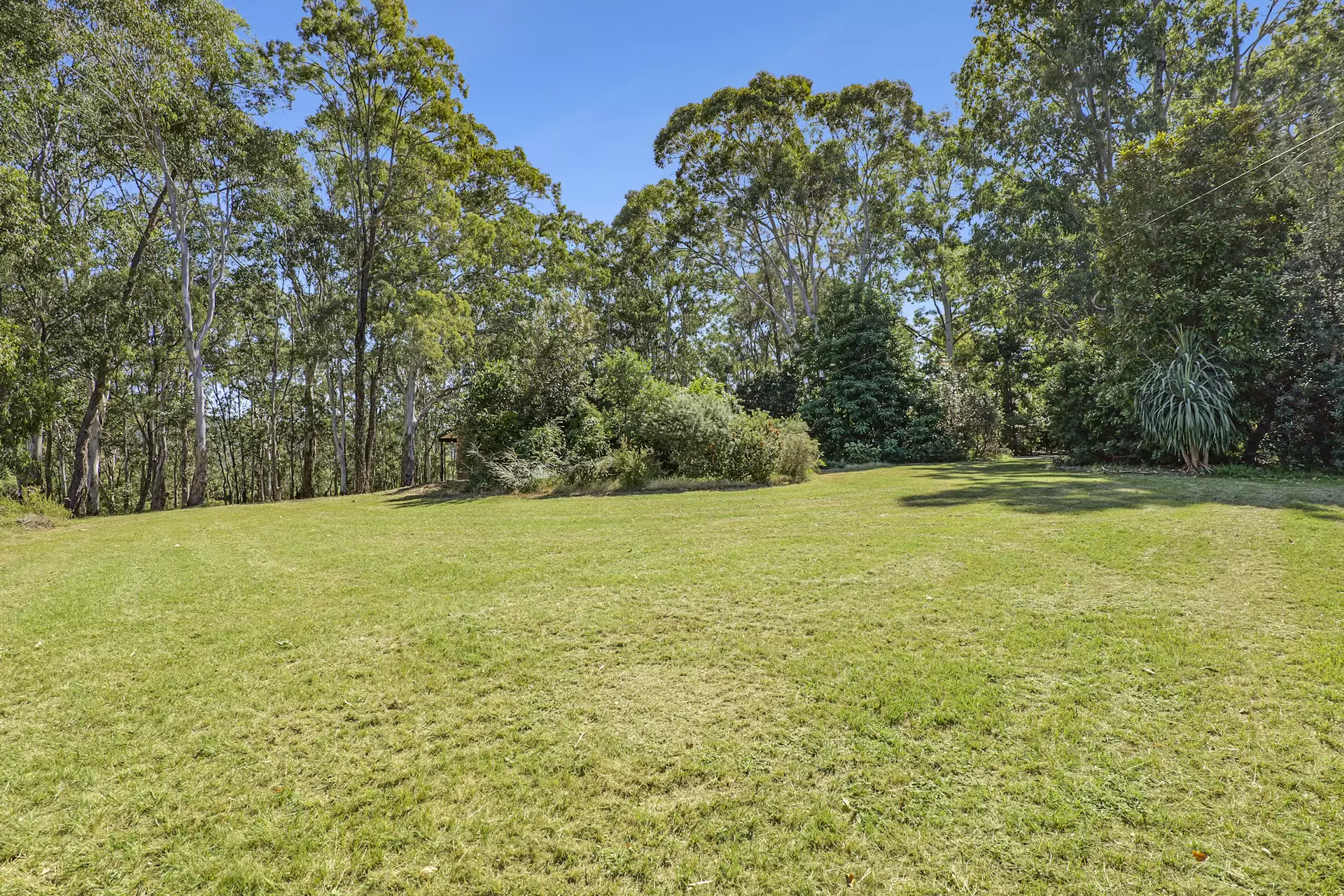 158-164 West Wilchard Road, Castlereagh Sold by Cutcliffe Properties - image 1