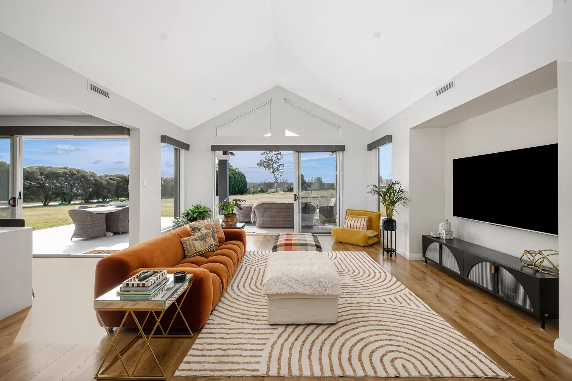 55 Hawkesbury Street, Pitt Town Sold by Cutcliffe Properties - image 1