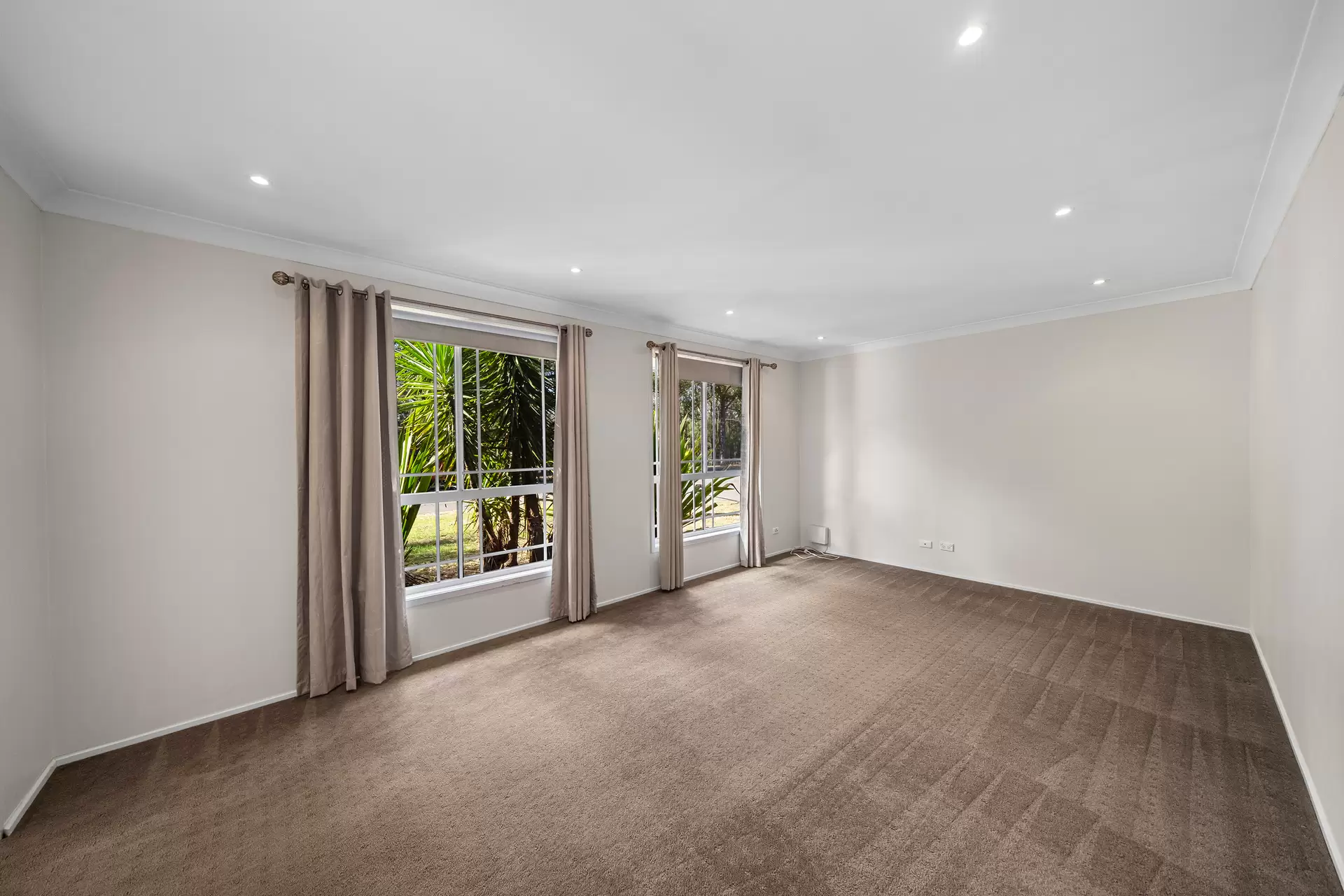 19 Alston Street, Glenmore Park Leased by Cutcliffe Properties - image 1