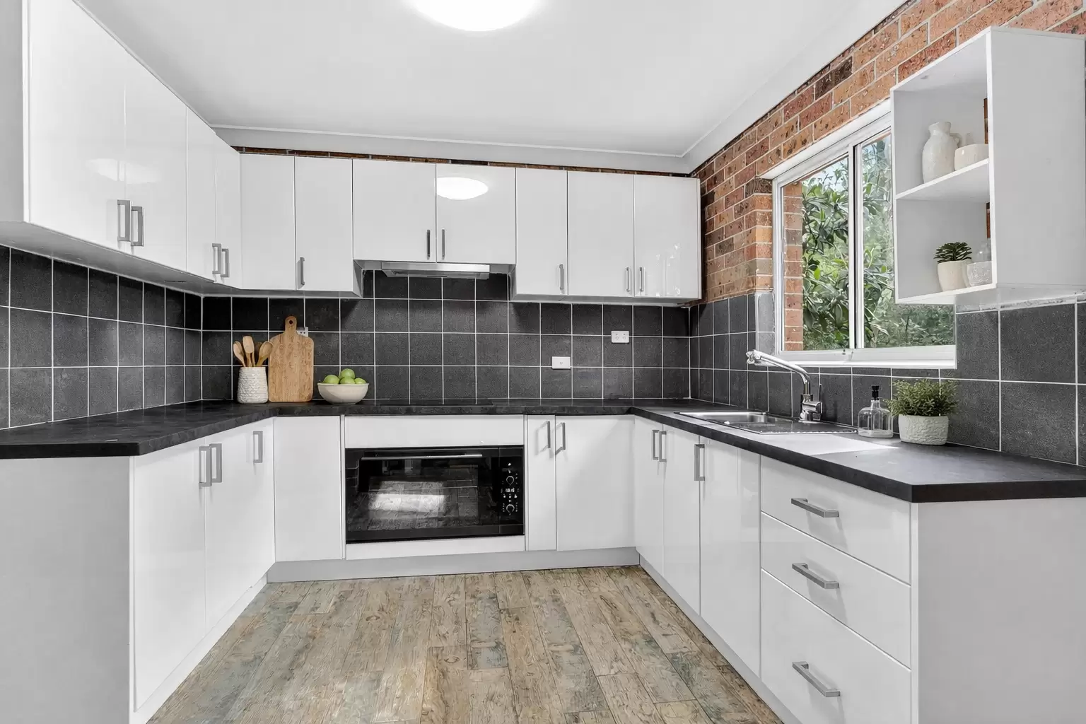 3/66 William Street, North Richmond Sold by Cutcliffe Properties - image 4