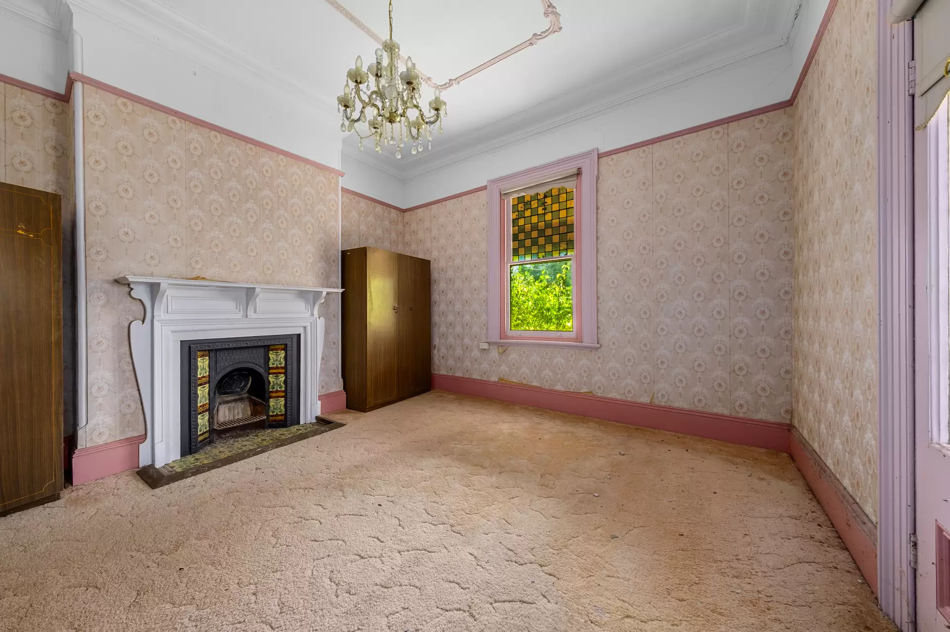 219 Bells Line of Road, North Richmond Sold by Cutcliffe Properties - image 1
