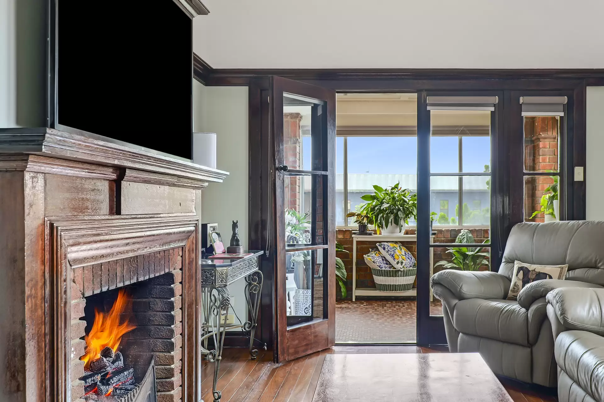 233 Windsor Street & 14 West Market Street, Richmond Auction by Cutcliffe Properties - image 1