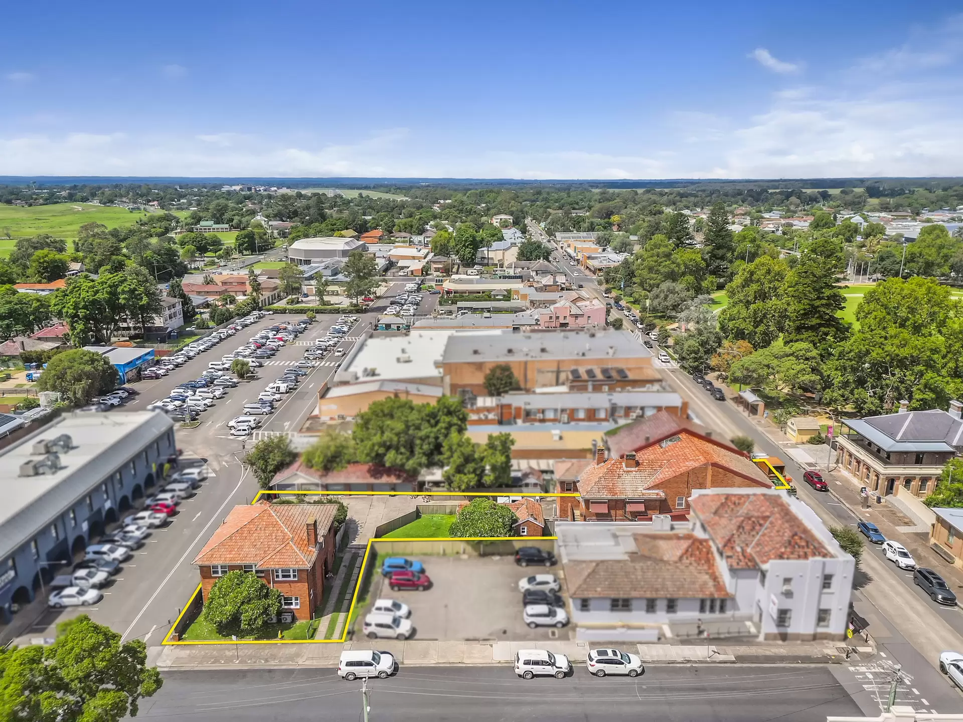 233 Windsor Street & 14 West Market Street, Richmond Auction by Cutcliffe Properties - image 1