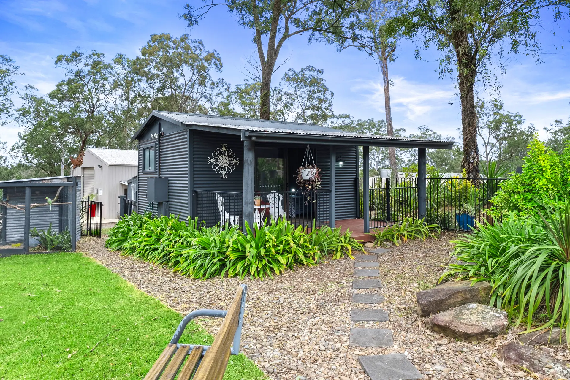 196 Royerdale Place, East Kurrajong Sold by Cutcliffe Properties - image 1
