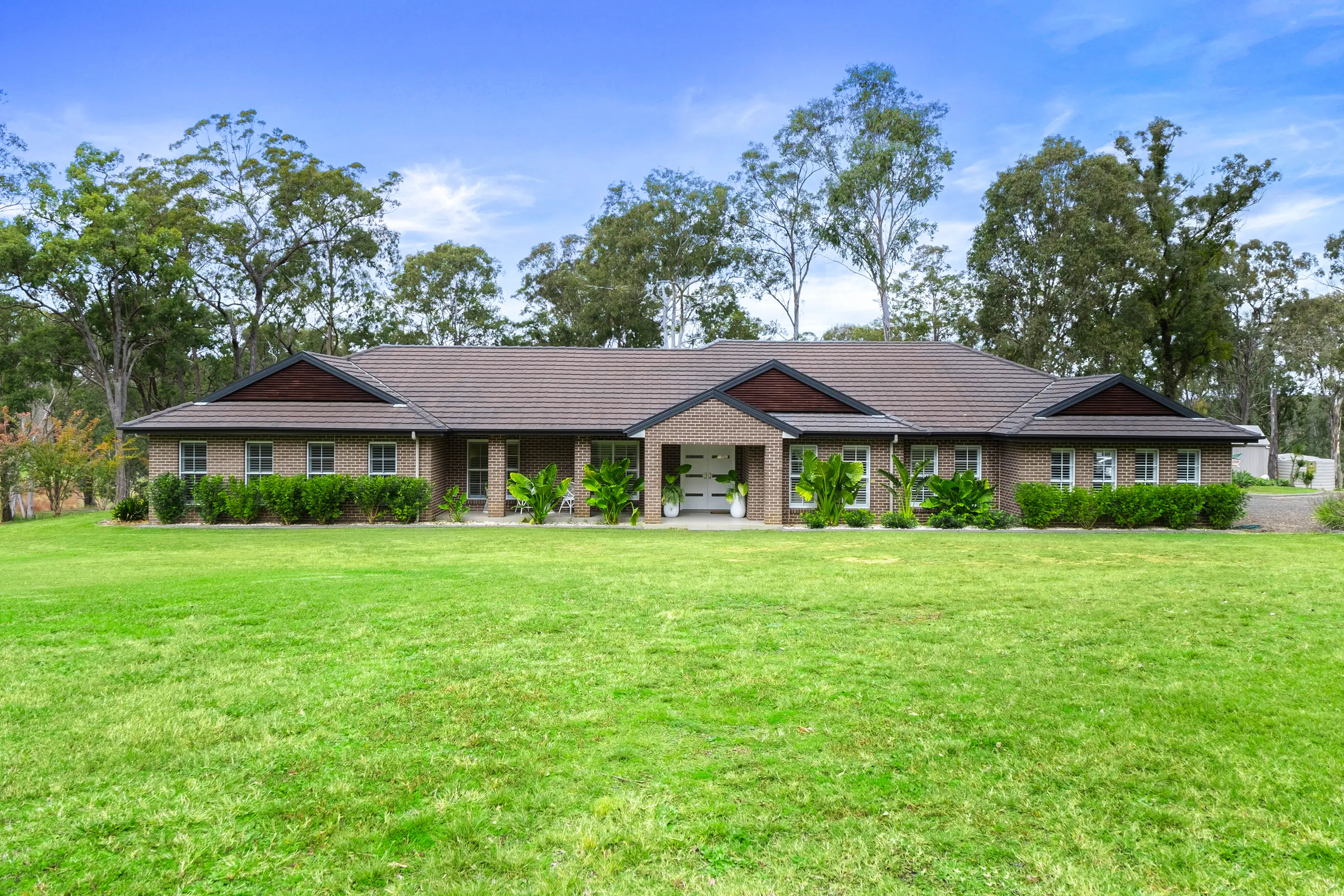 196 Royerdale Place, East Kurrajong Sold by Cutcliffe Properties - image 2
