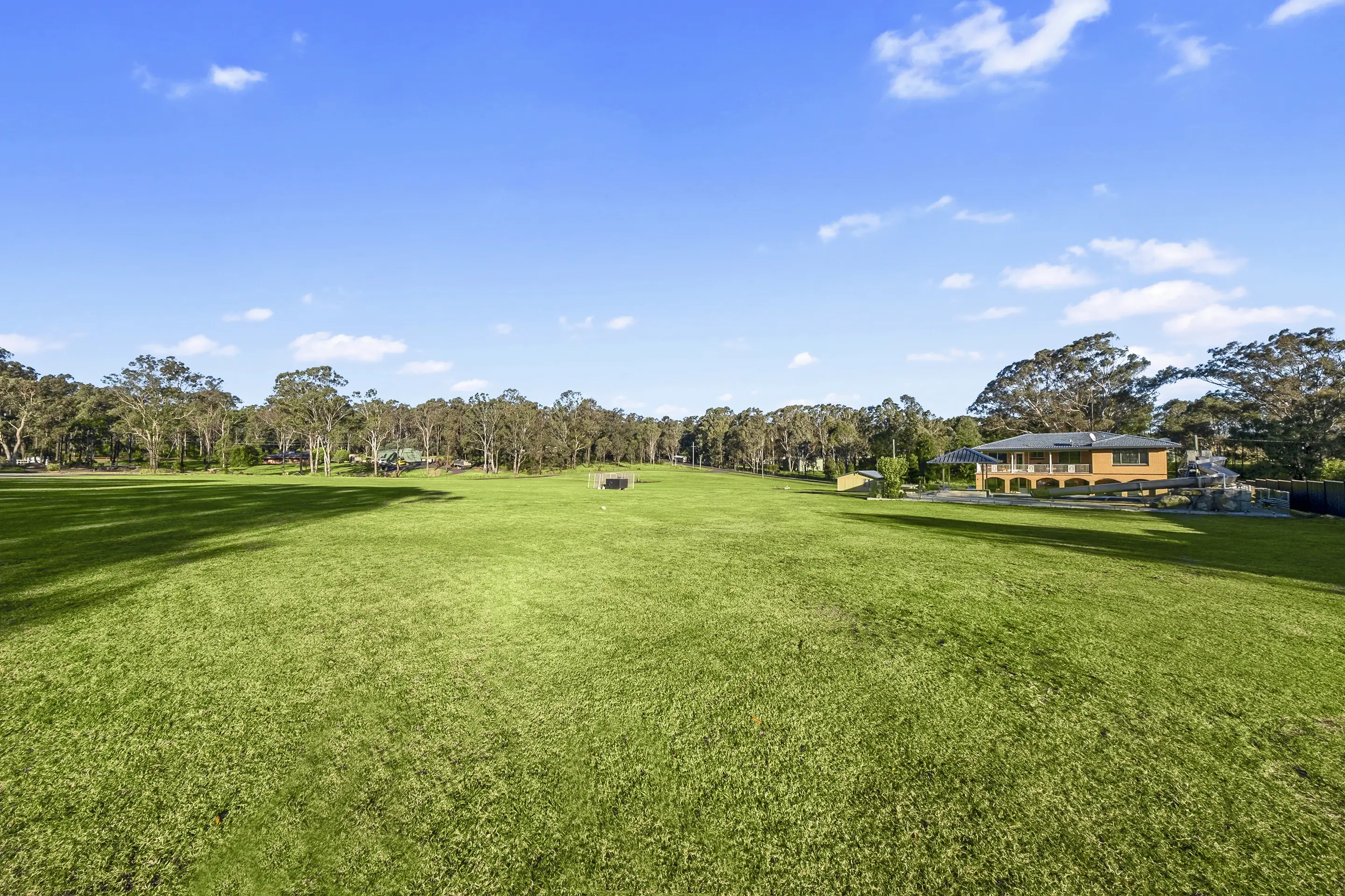 217-229 East Wilchard Road, Castlereagh Sold by Cutcliffe Properties - image 1