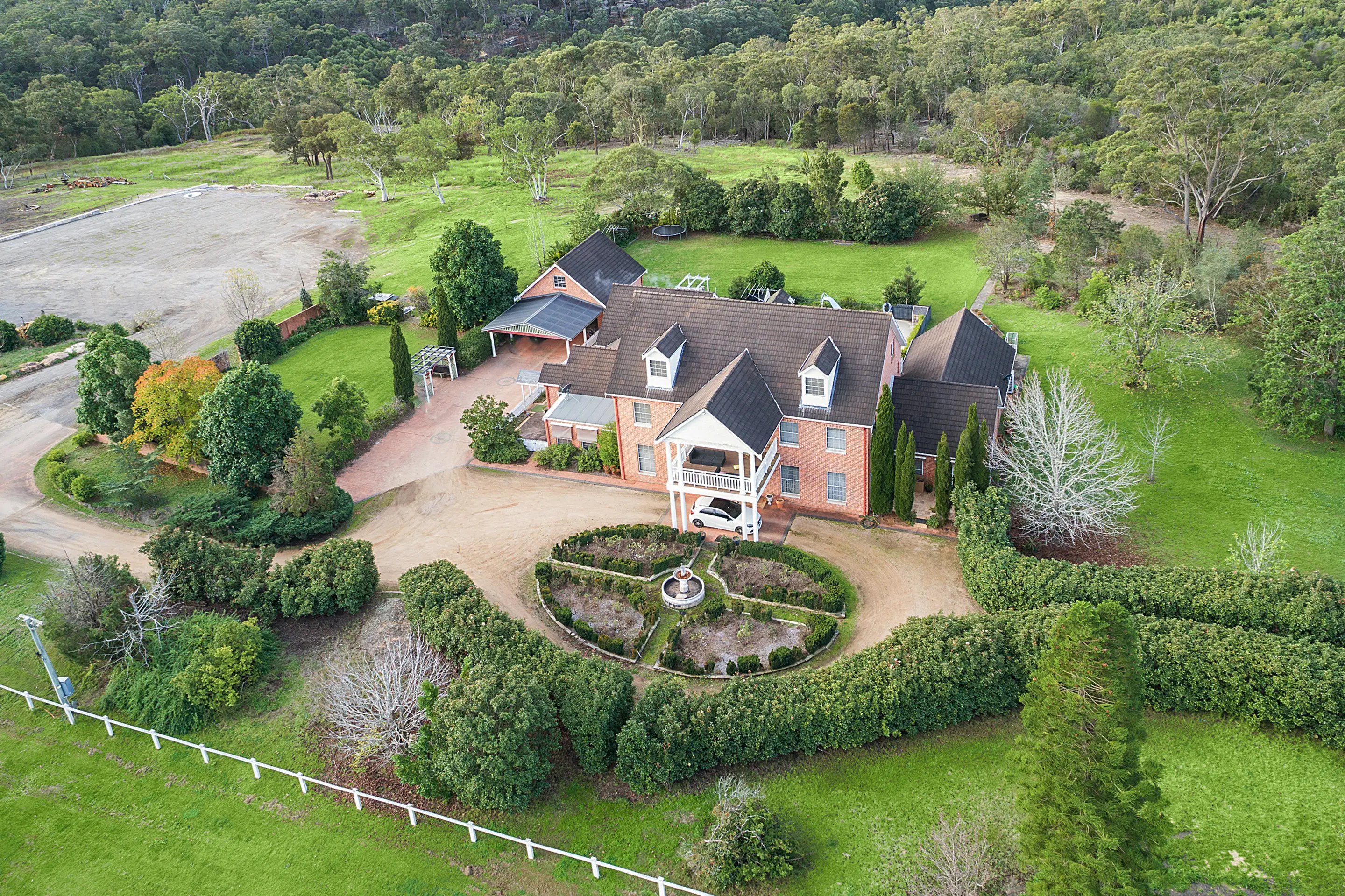 147 Halcrows Road, Glenorie Sold by Cutcliffe Properties - image 3