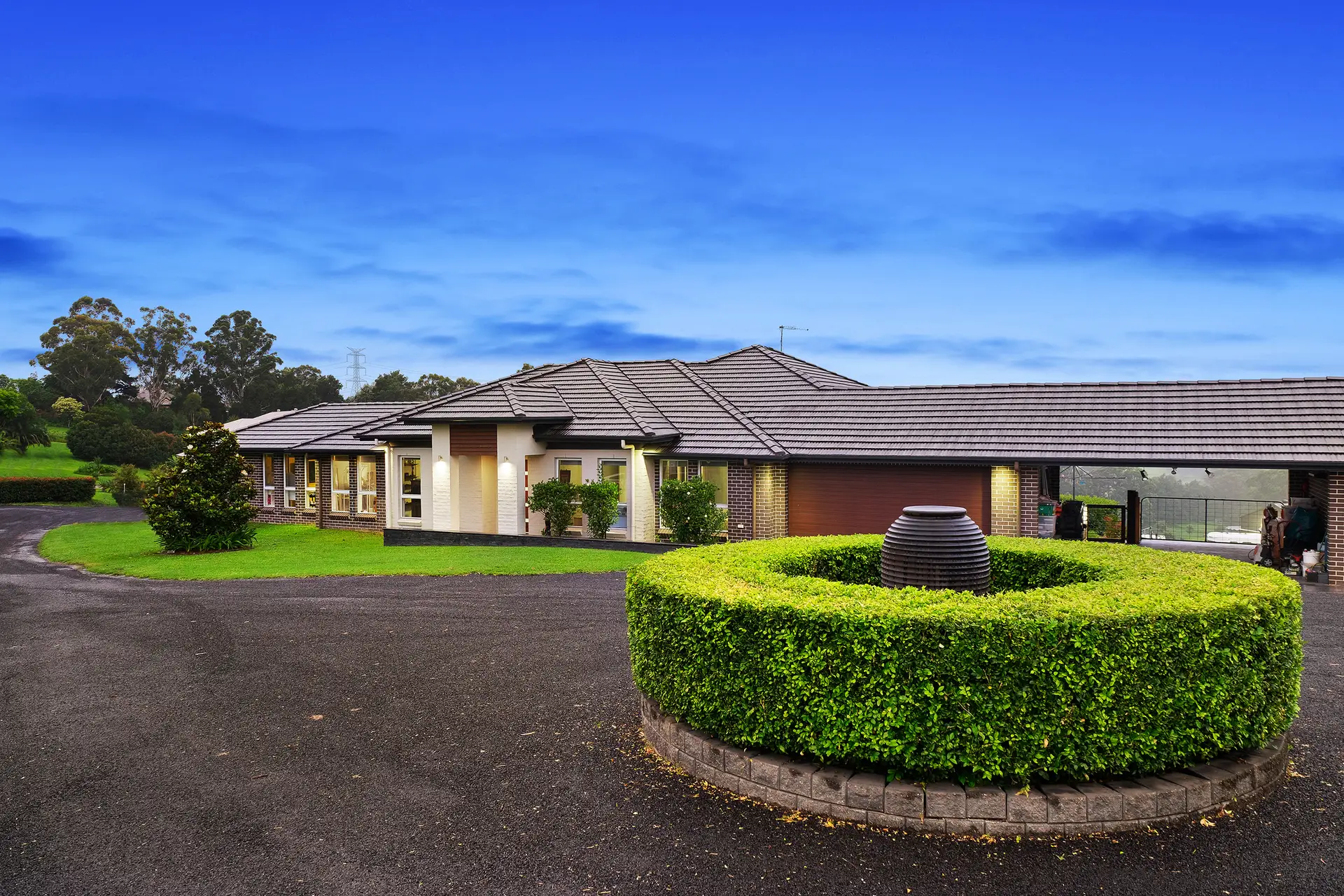 548 Comleroy Road, Kurrajong Sold by Cutcliffe Properties - image 1