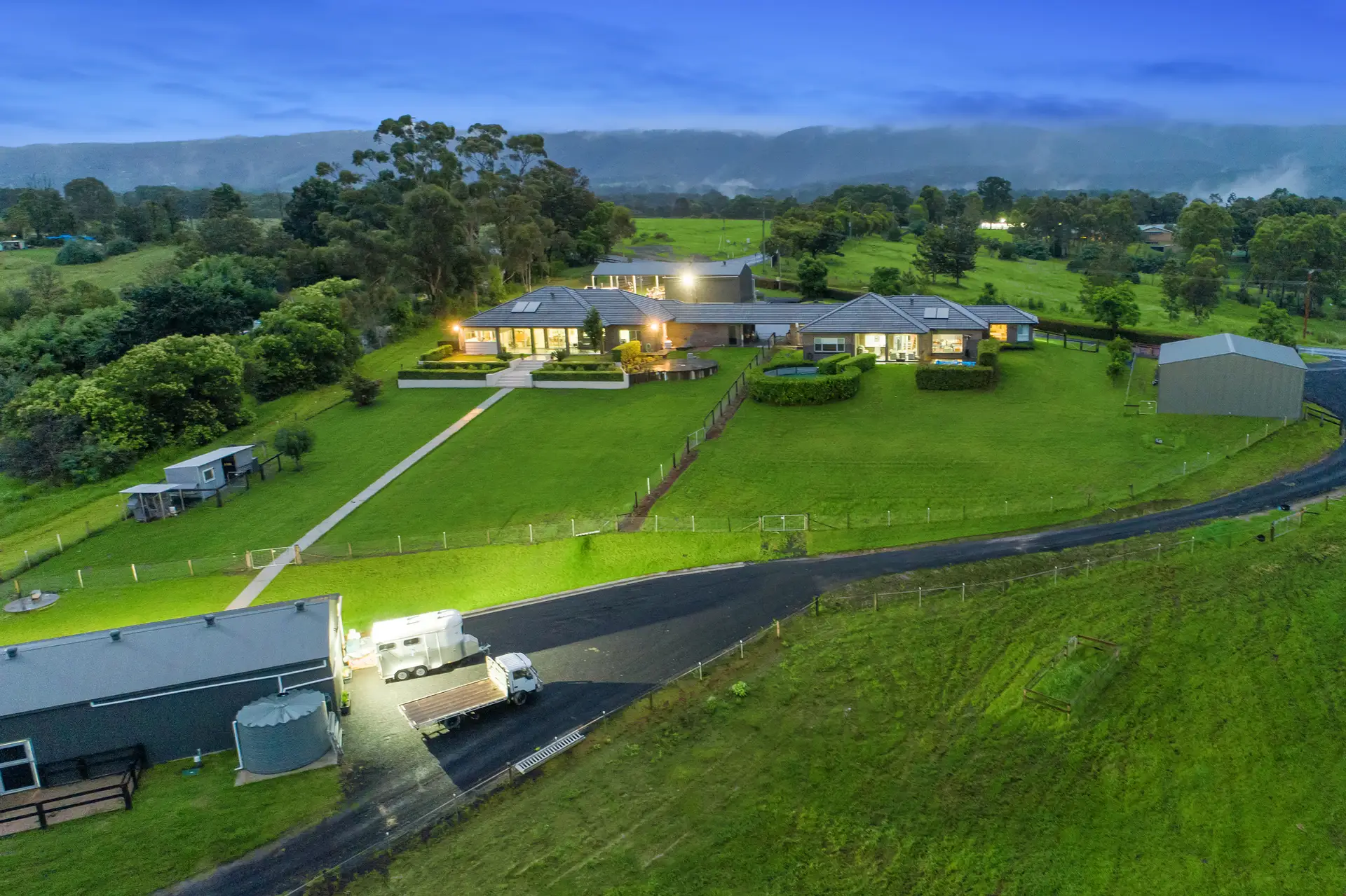548 Comleroy Road, Kurrajong Sold by Cutcliffe Properties - image 1