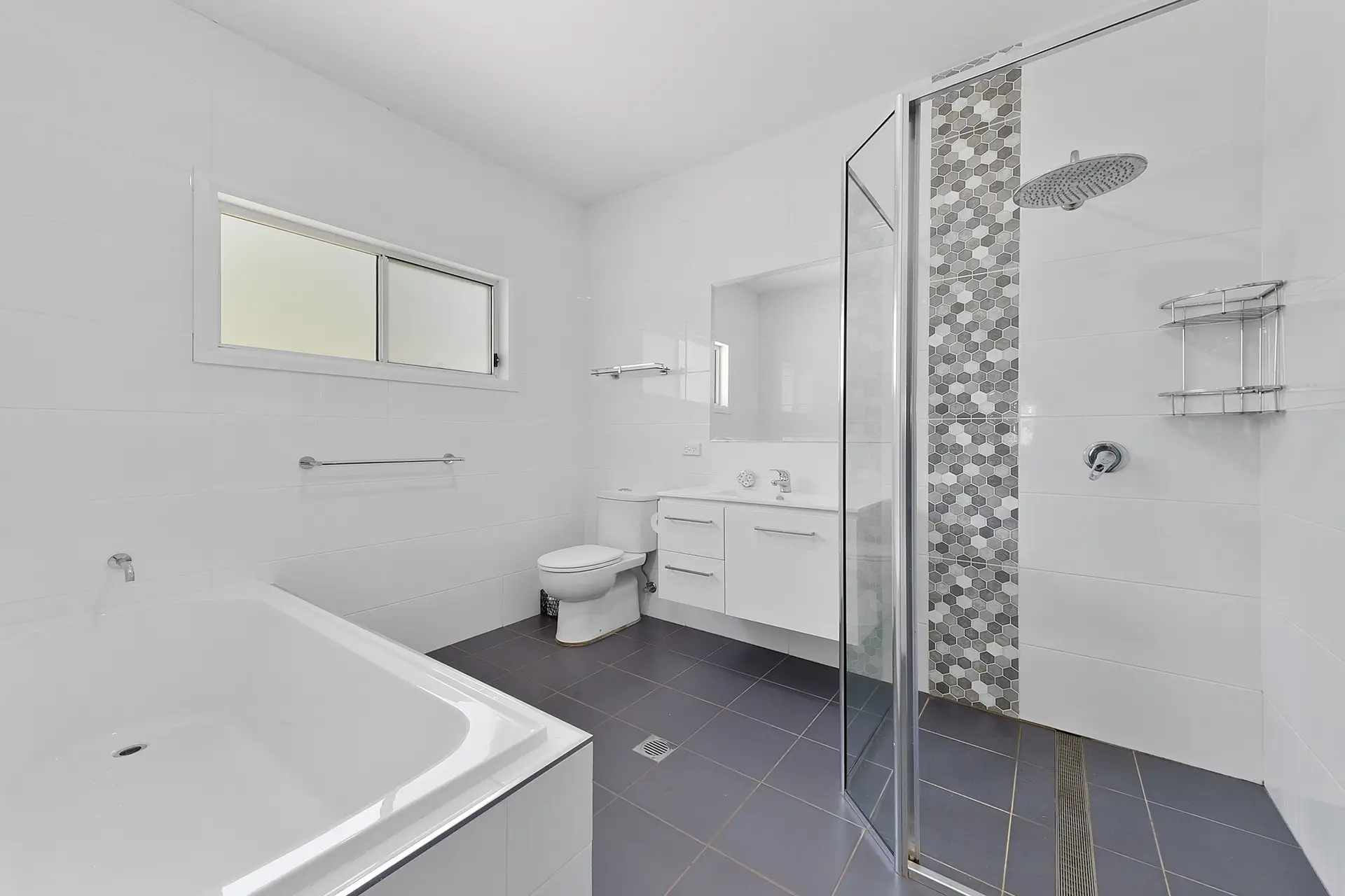 23-31 Milford Road, Londonderry Sold by Cutcliffe Properties - image 1