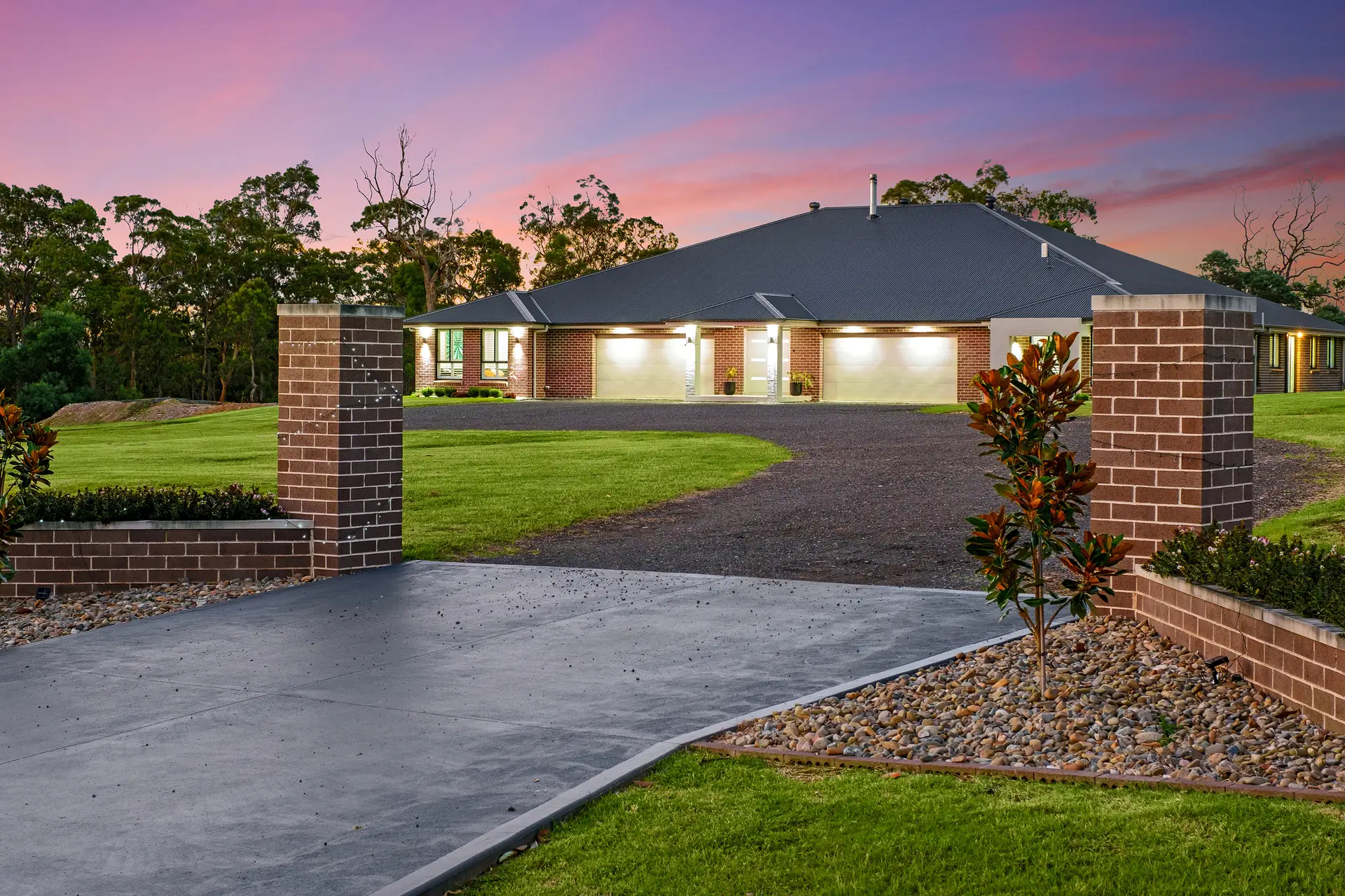33 Wianamatta Circuit, Cattai Sold by Cutcliffe Properties - image 1