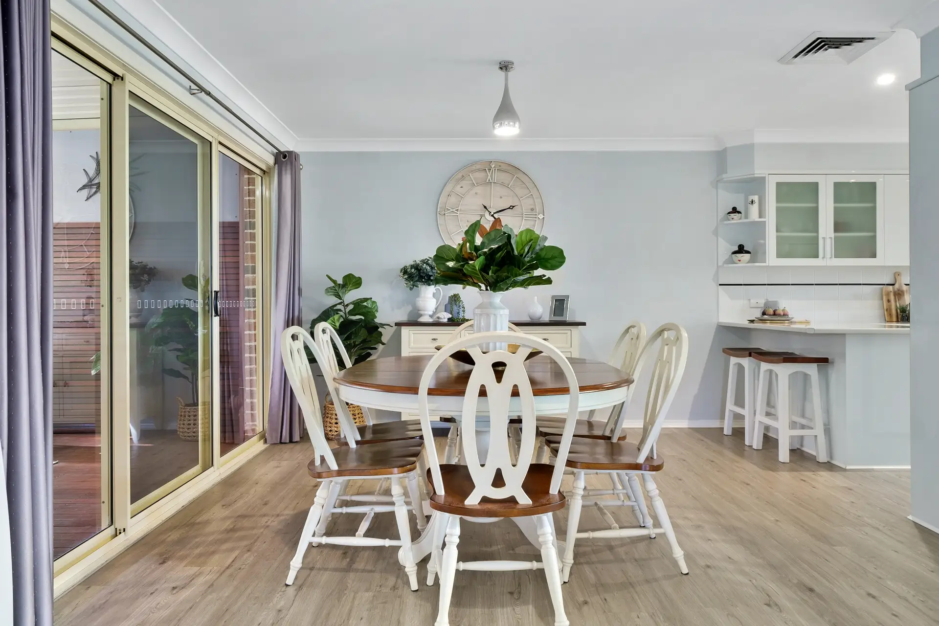 20a Flinders Place, North Richmond Sold by Cutcliffe Properties - image 1