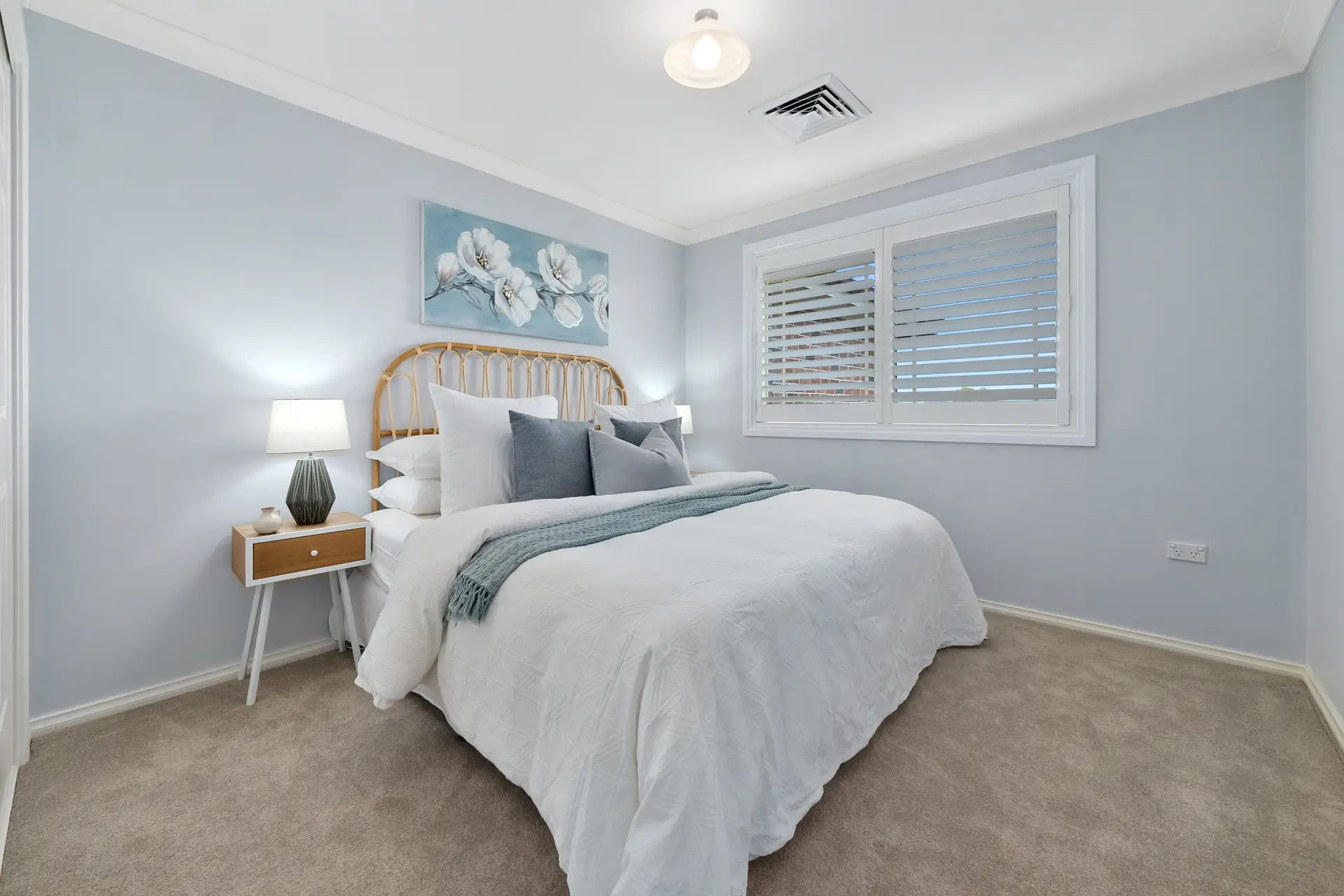 20a Flinders Place, North Richmond Sold by Cutcliffe Properties - image 1