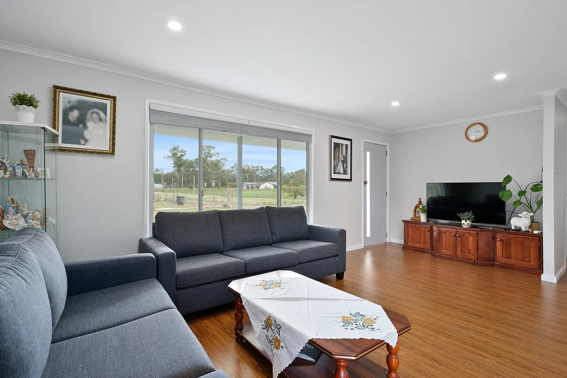 217 Seventh Avenue, Llandilo Sold by Cutcliffe Properties - image 1