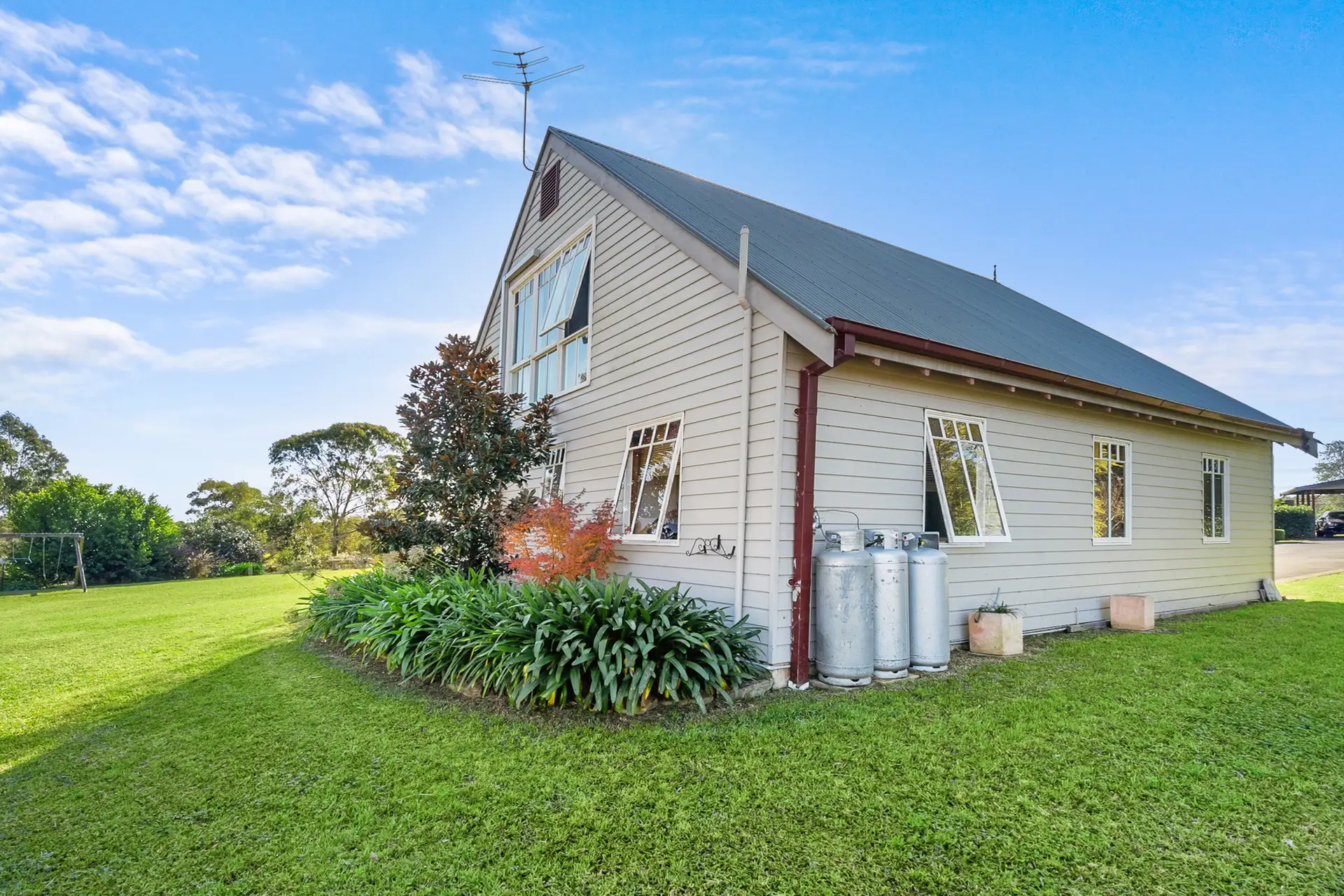 85 Kemp Place, Glenorie Sold by Cutcliffe Properties - image 1