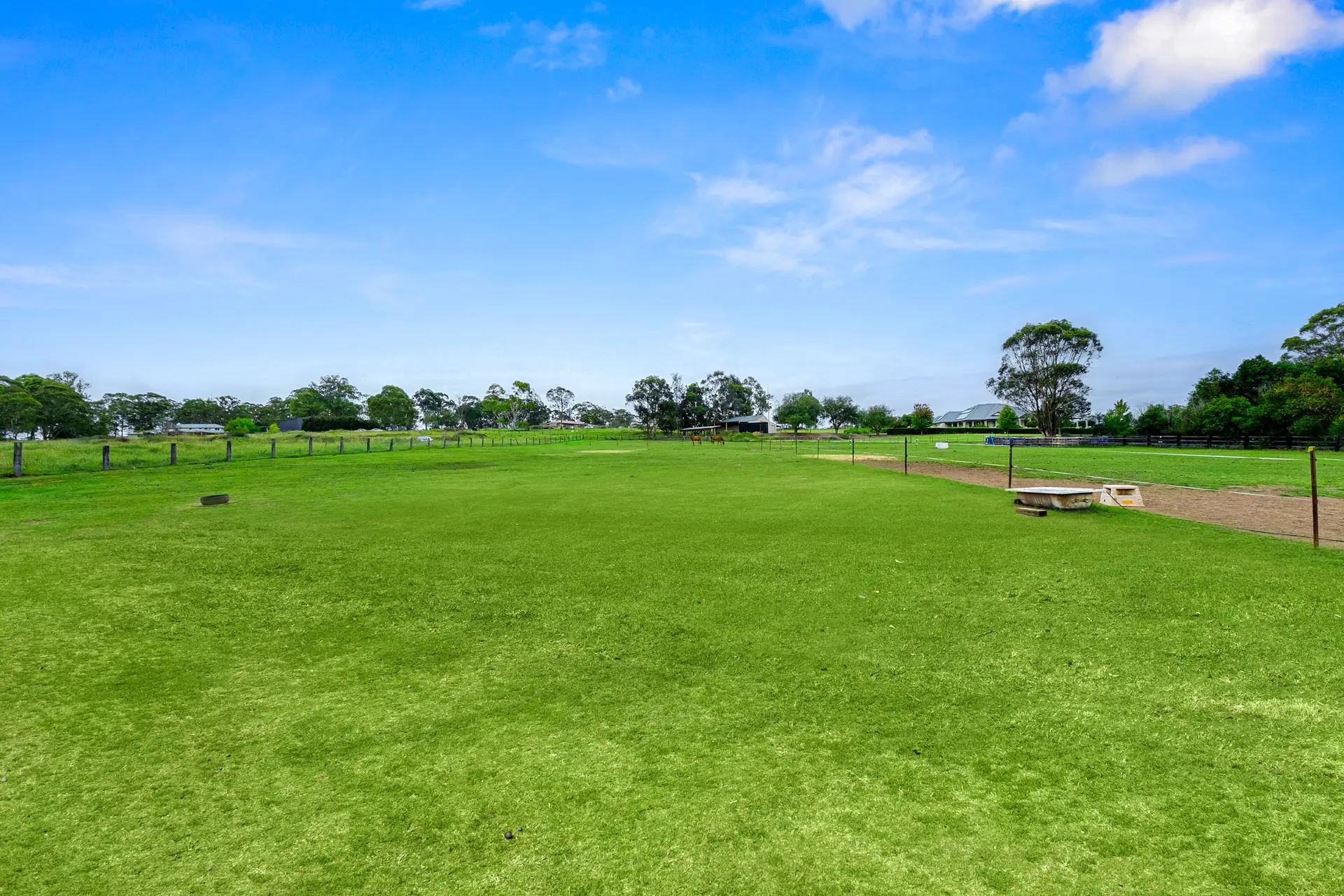 22 Hession Road, Oakville Sold by Cutcliffe Properties - image 1