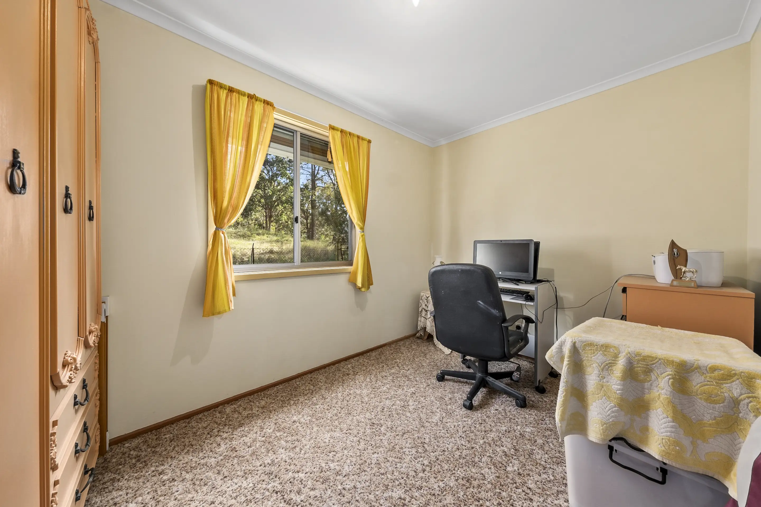 Putty Sold by Cutcliffe Properties - image 6