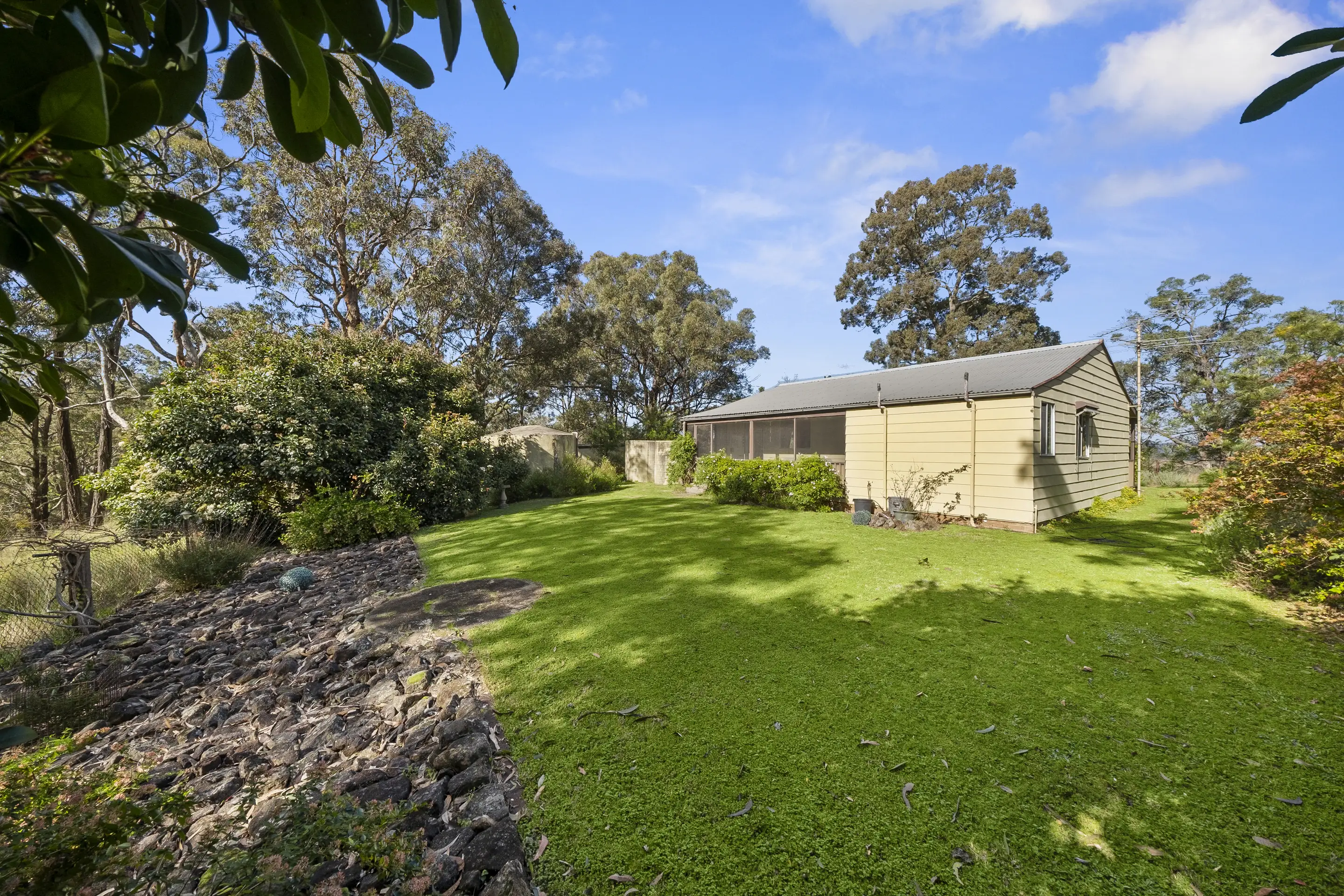 Putty Sold by Cutcliffe Properties - image 11