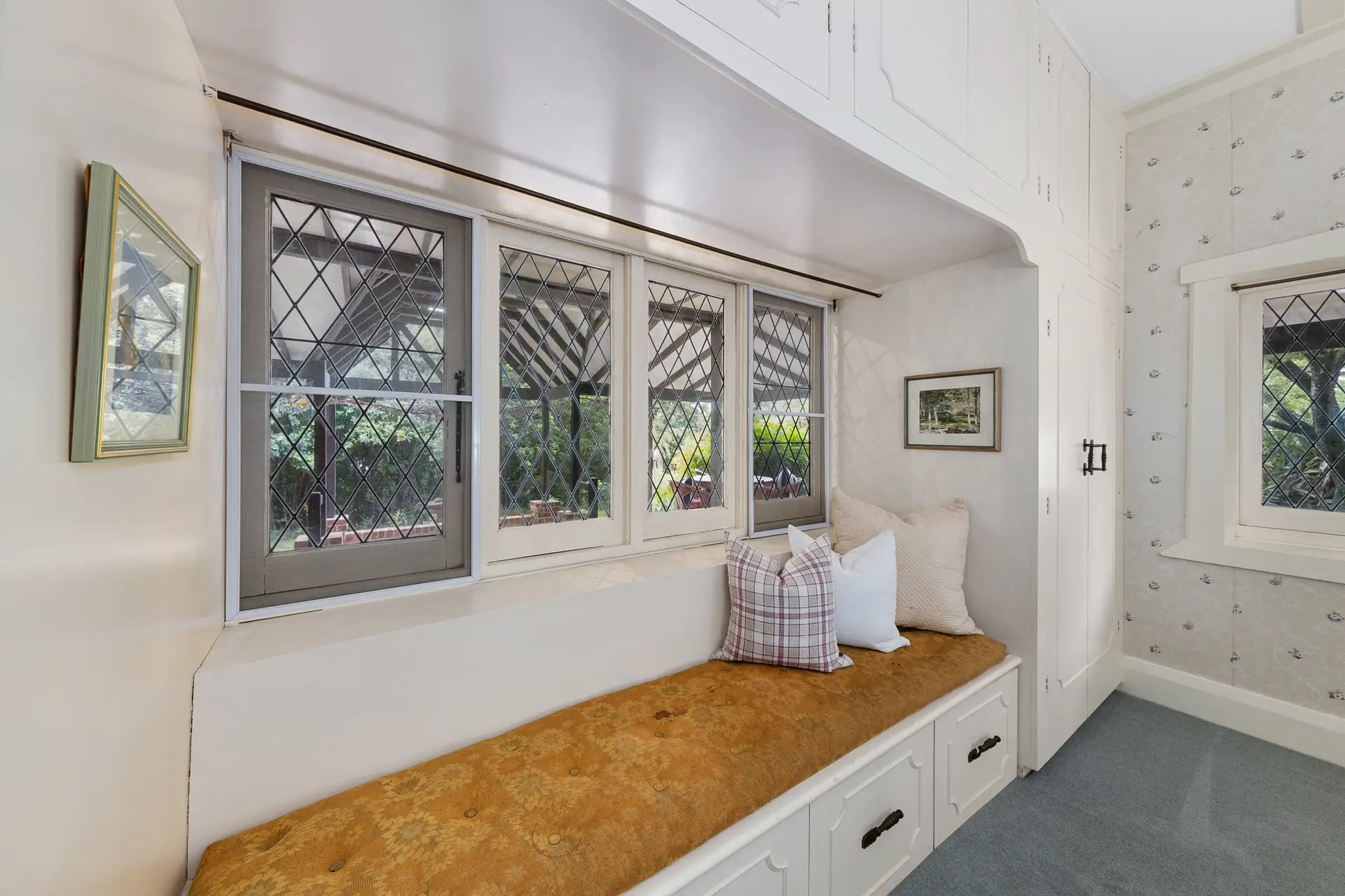 1126-1128 Grose Vale Road, Kurrajong Sold by Cutcliffe Properties - image 1