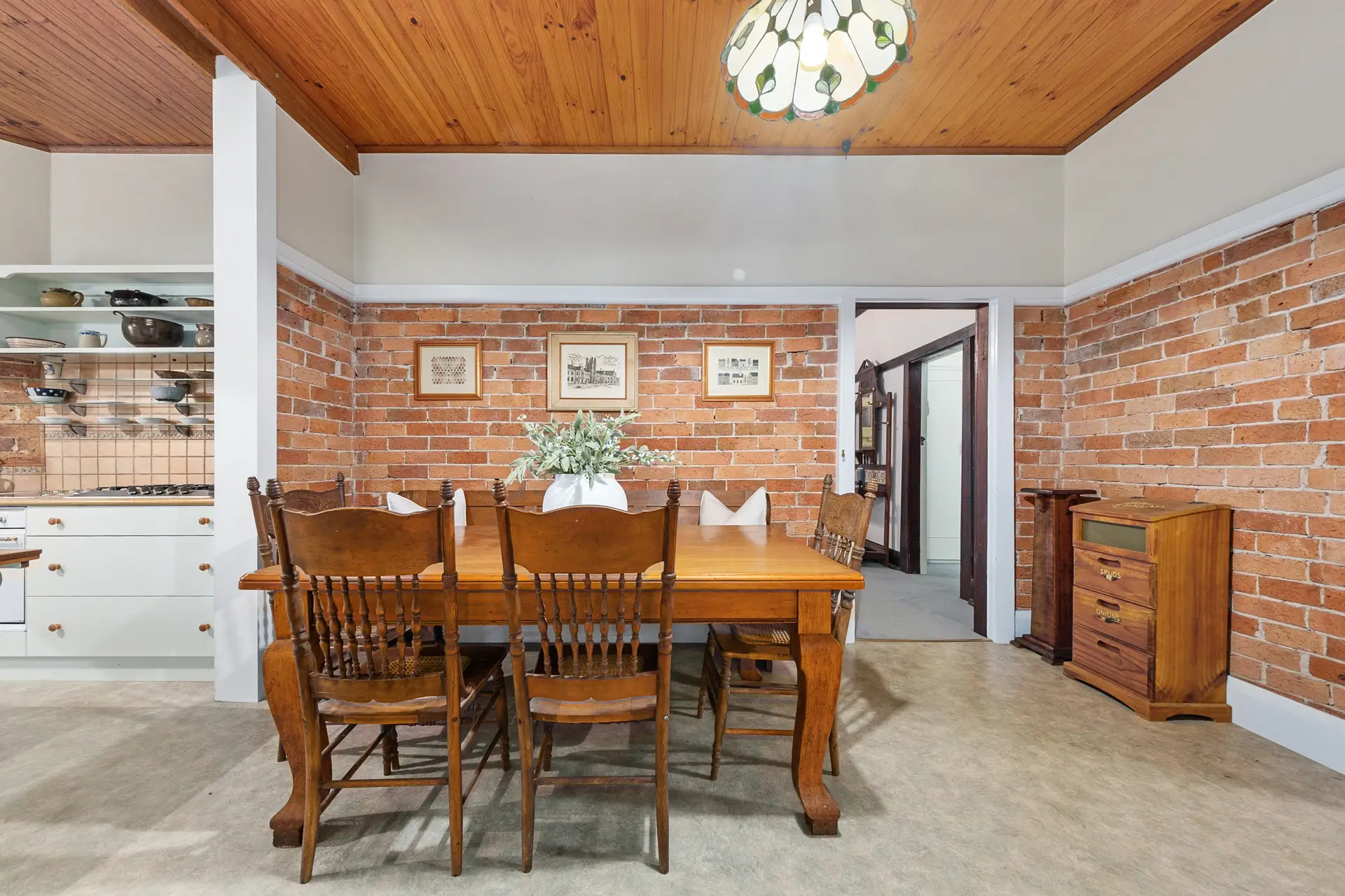 1126-1128 Grose Vale Road, Kurrajong Sold by Cutcliffe Properties - image 1