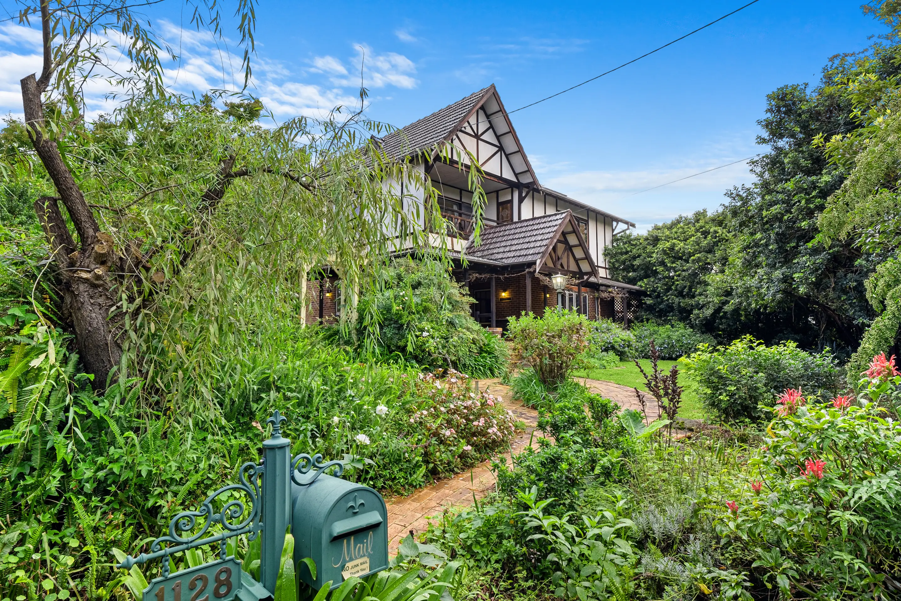 1126-1128 Grose Vale Road, Kurrajong Sold by Cutcliffe Properties - image 1