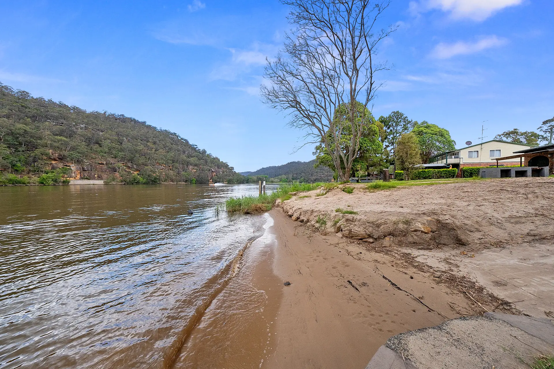 586 Chaseling Road South, Leets Vale Sold by Cutcliffe Properties - image 1