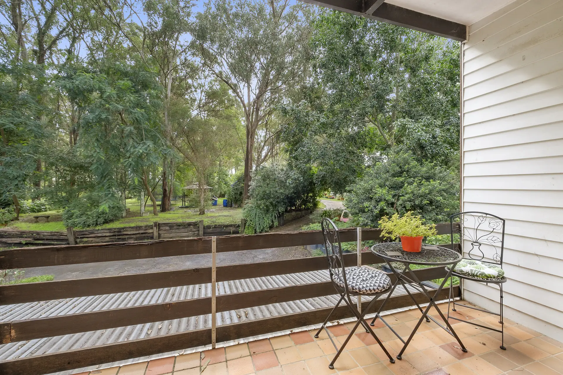 162 Glenidol Road, Oakville Sold by Cutcliffe Properties - image 1