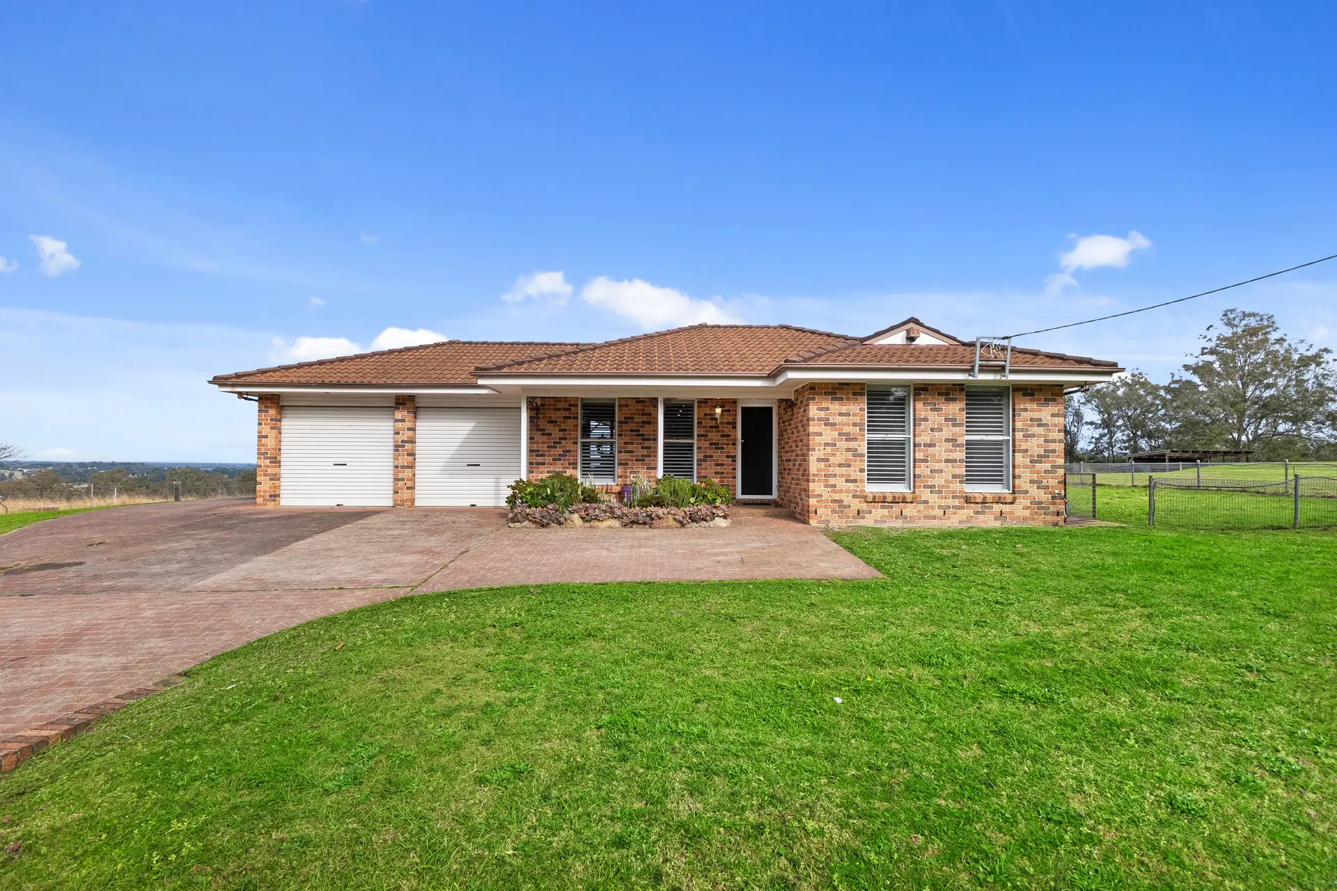 176 Old Sackville Road, Wilberforce Sold by Cutcliffe Properties - image 1