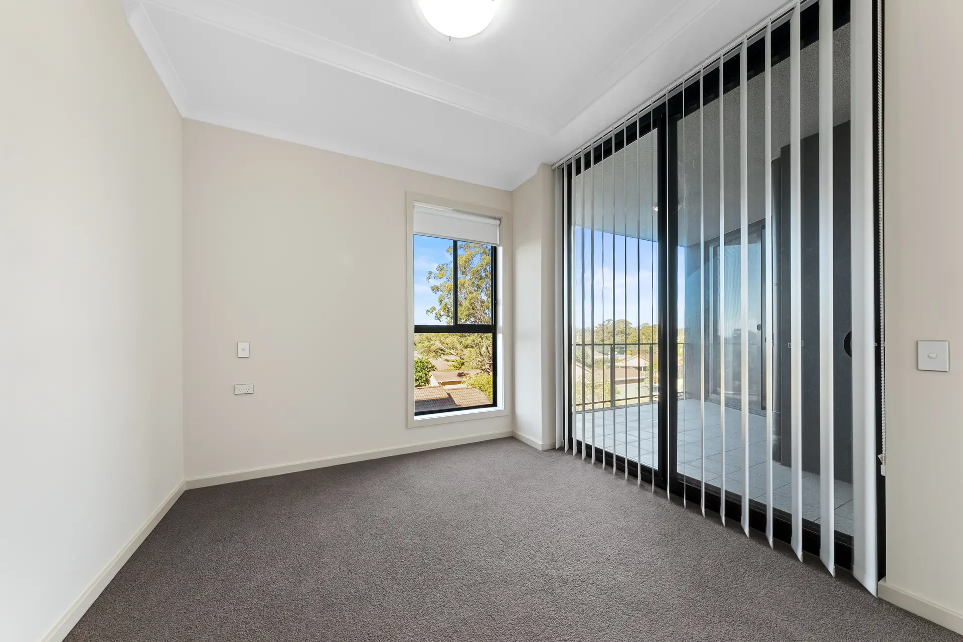 B204/48-56 Derby Street, Kingswood Sold by Cutcliffe Properties - image 1