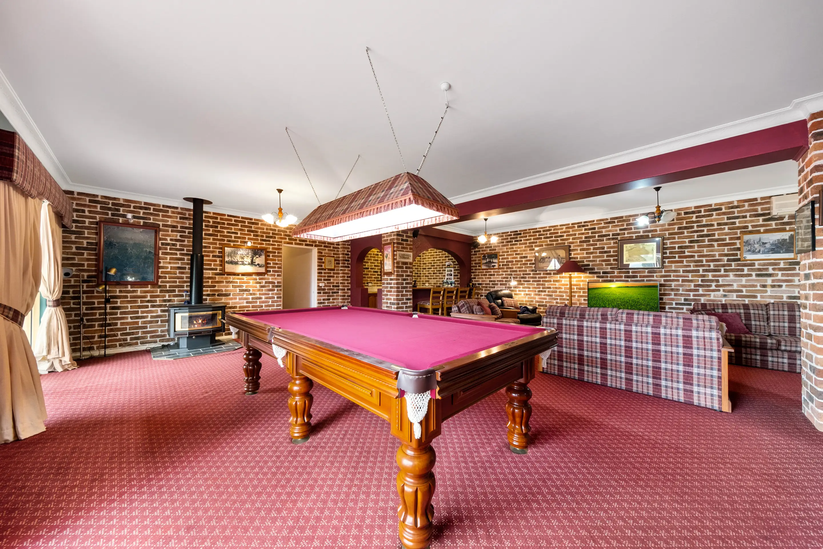 Tennyson Sold by Cutcliffe Properties - image 15