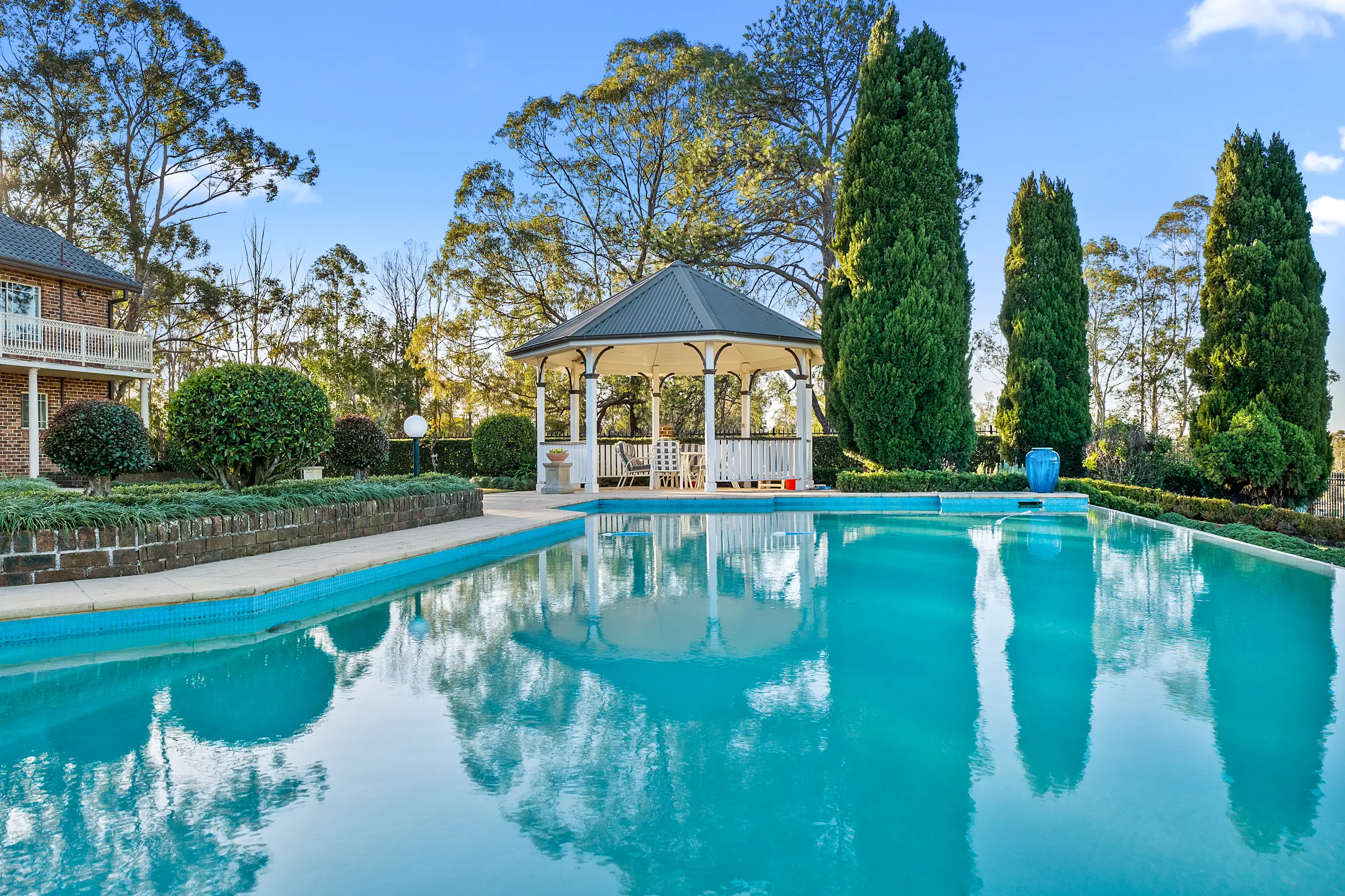 Tennyson Sold by Cutcliffe Properties - image 6