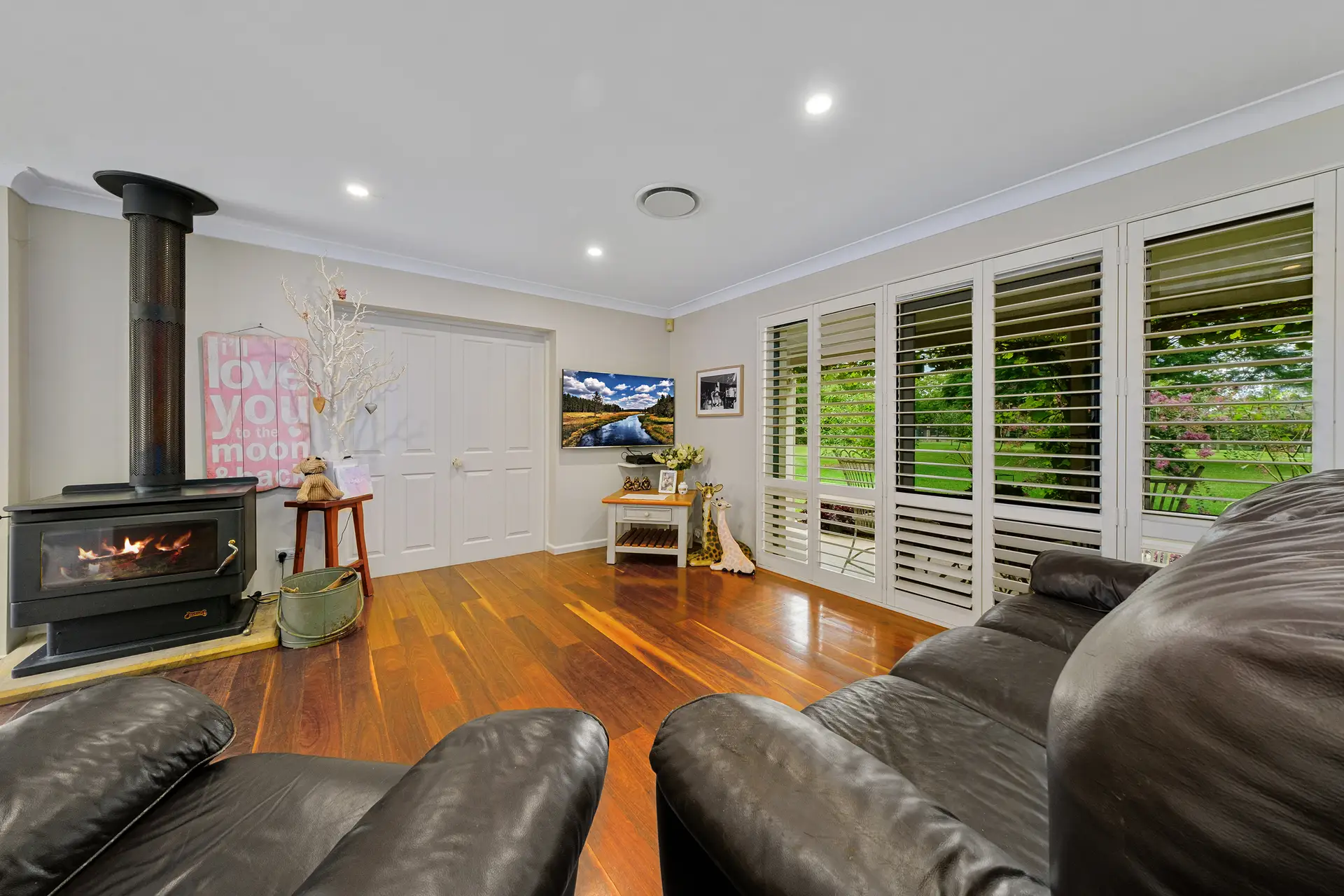 6 Whites Ridge Road, Annangrove Sold by Cutcliffe Properties - image 1