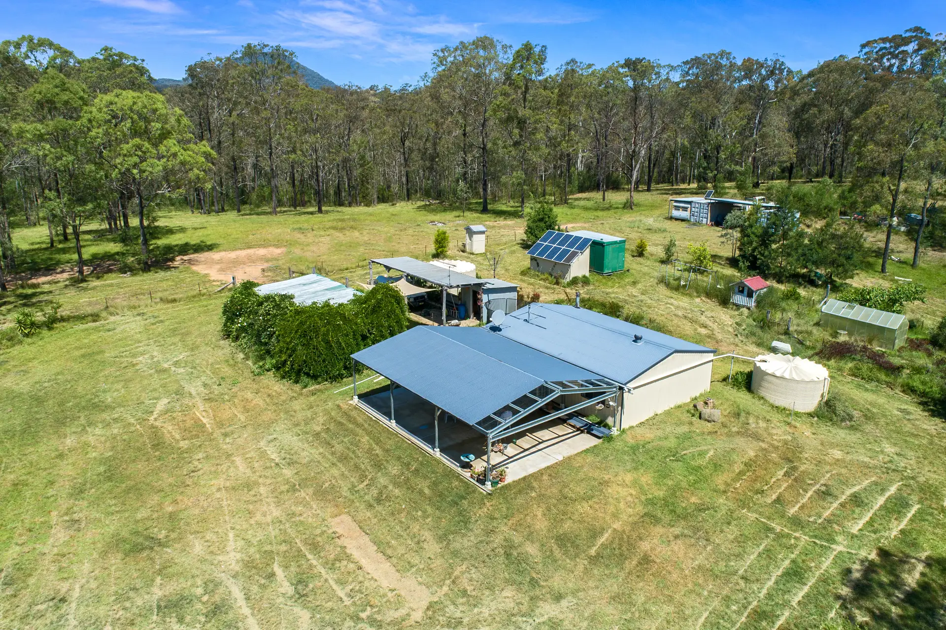 124 Halton Close, Howes Valley Sold by Cutcliffe Properties - image 1